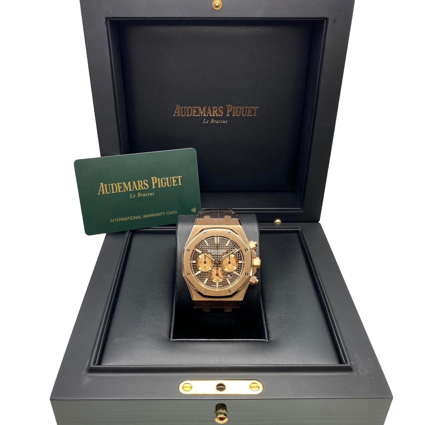 1st image of Audemars Piguet Audemars Piguet Royal Oak Wristwatch, PreOwned condition