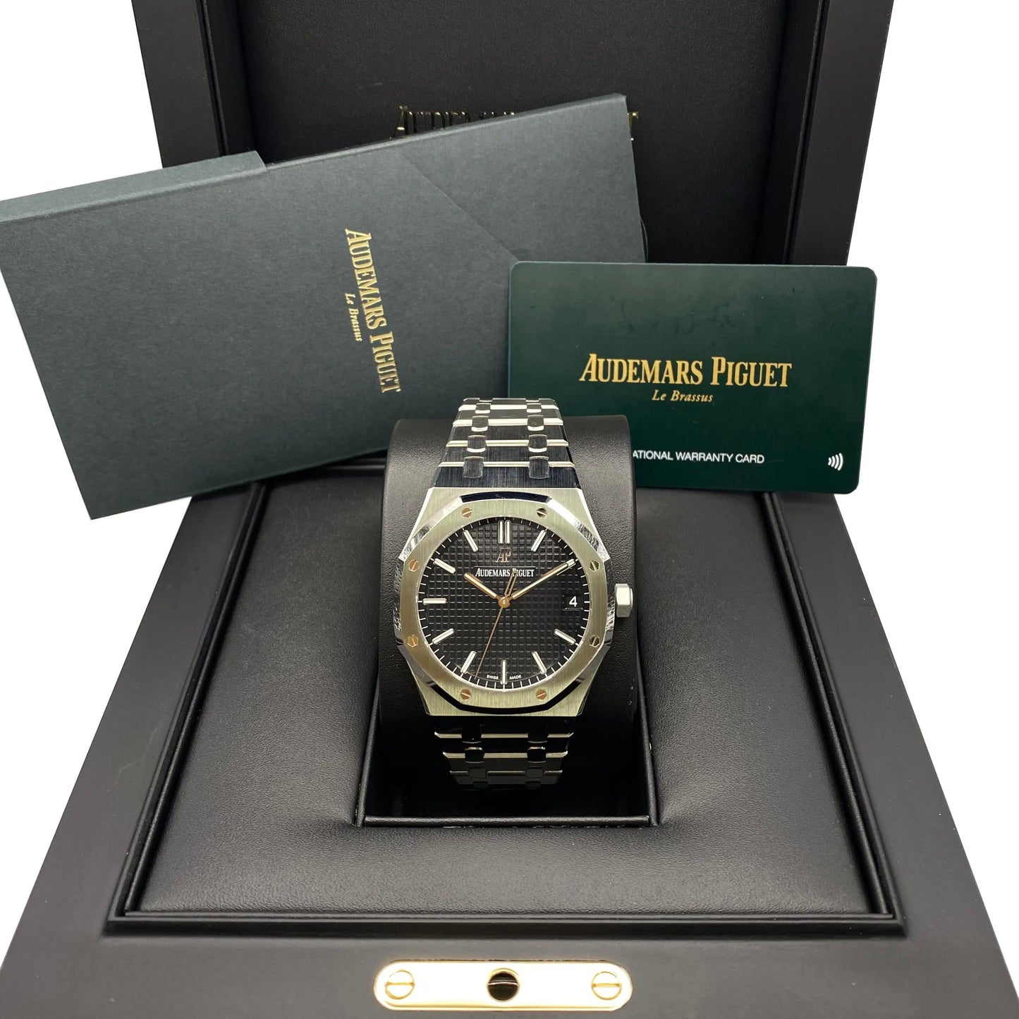 1st image of Audemars Piguet Audemars Piguet Royal Oak Wristwatch, PreOwned condition
