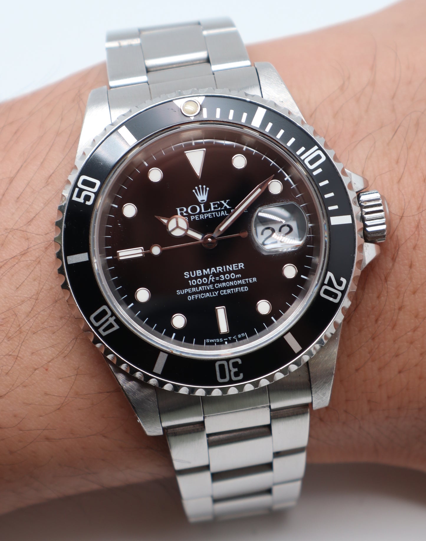 1st image of Rolex Rolex Submariner 16610 Wristwatch, PreOwned condition