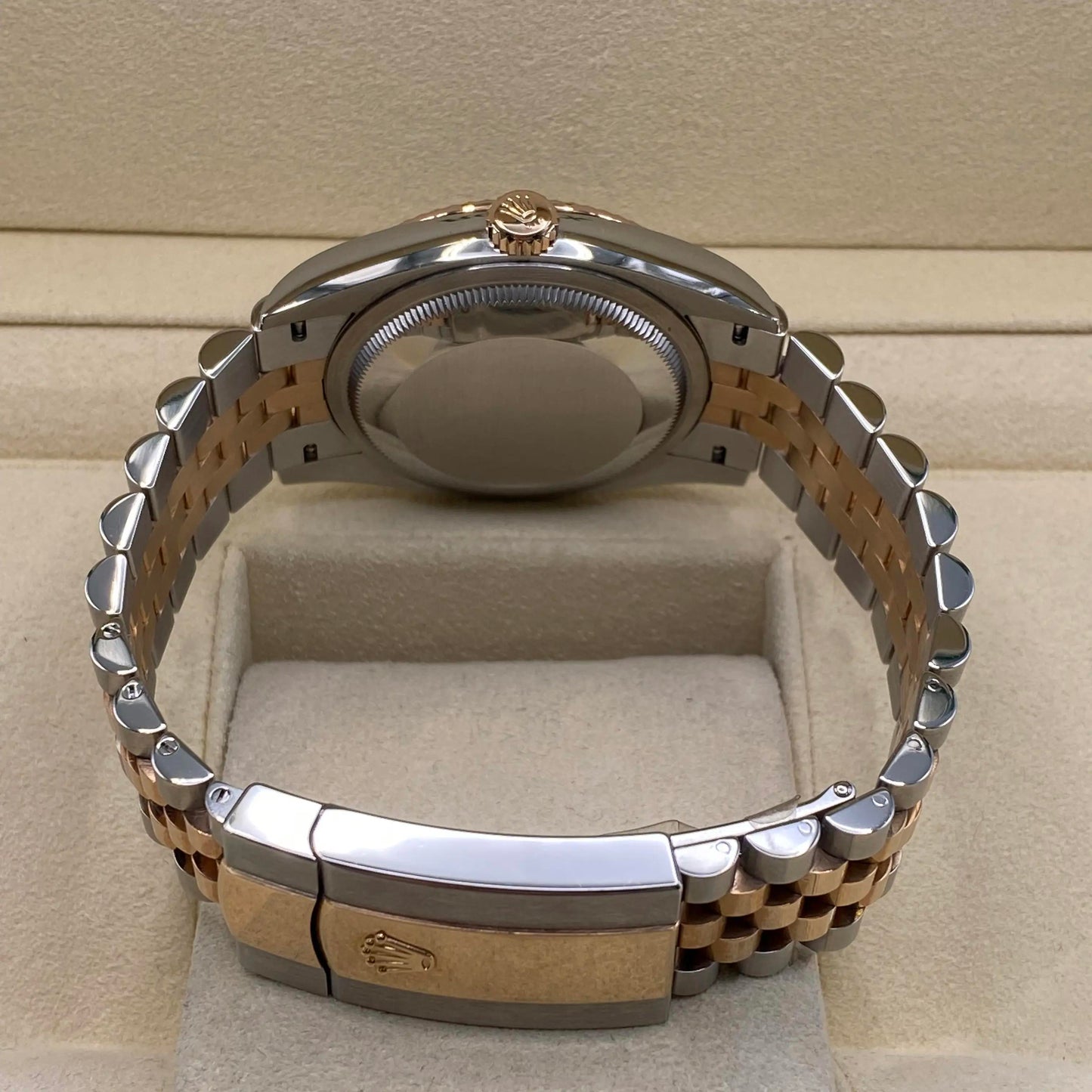 11th image of Rolex Rolex Datejust 126231 Wristwatch, PreOwned condition