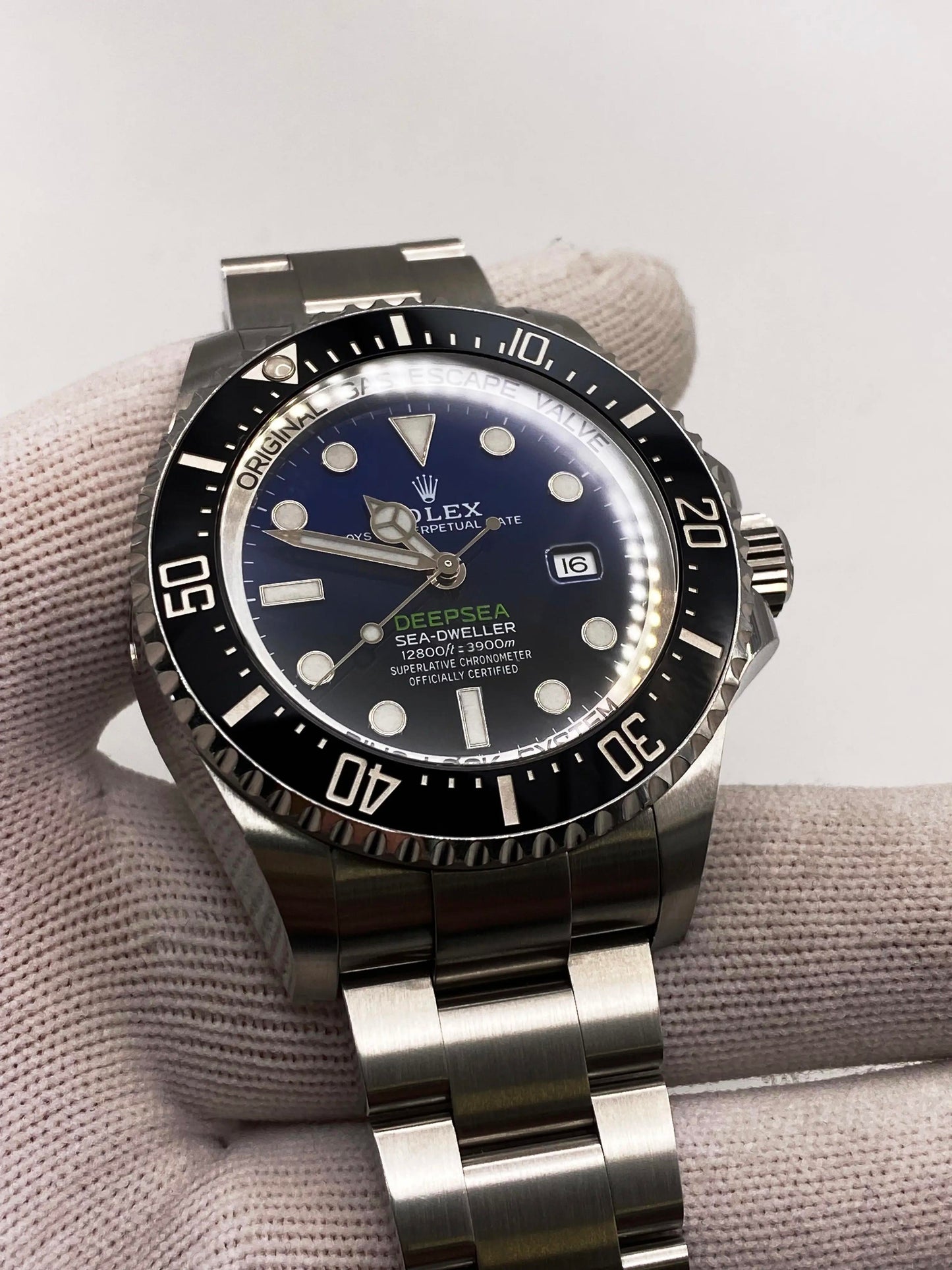 2nd image of Rolex Rolex Sea-Dweller 126660 Wristwatch, PreOwned condition
