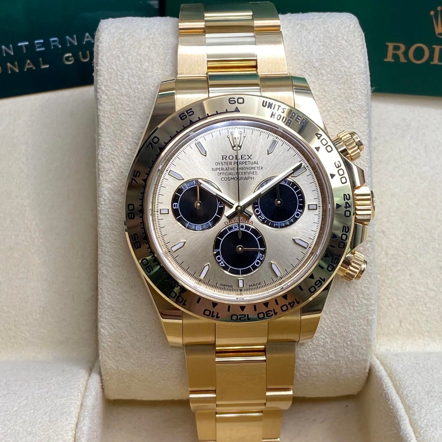 2nd image of Rolex Rolex Cosmograph Daytona Wristwatch, PreOwned condition