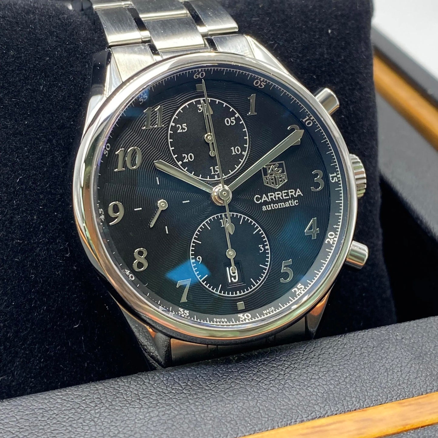2nd image of TAG Heuer TAG Heuer Carrera Wristwatch, PreOwned condition