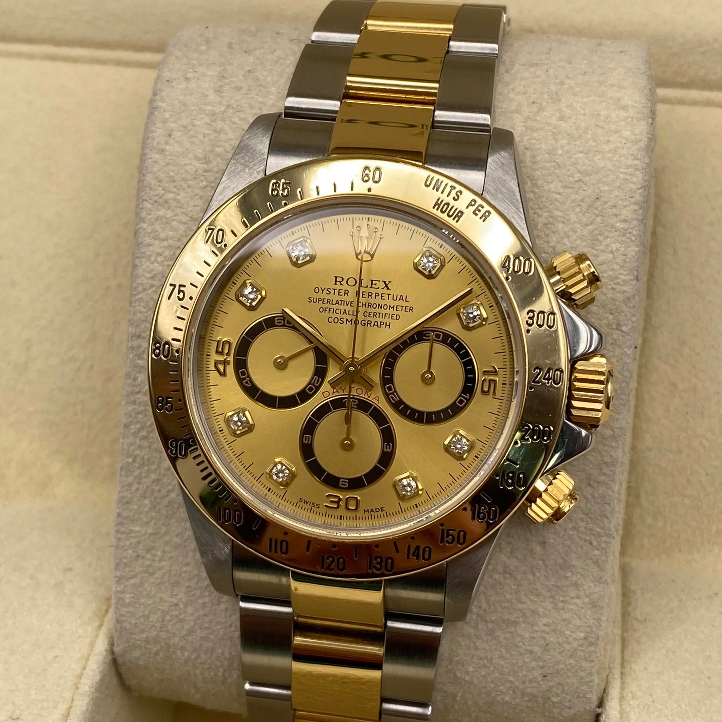2nd image of Rolex Rolex Daytona 16523 Wristwatch, PreOwned condition