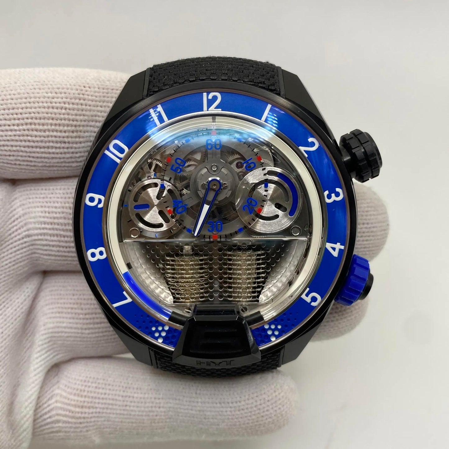 2nd image of HYT HYT H4 Neo 2 Wristwatch, Unworn condition