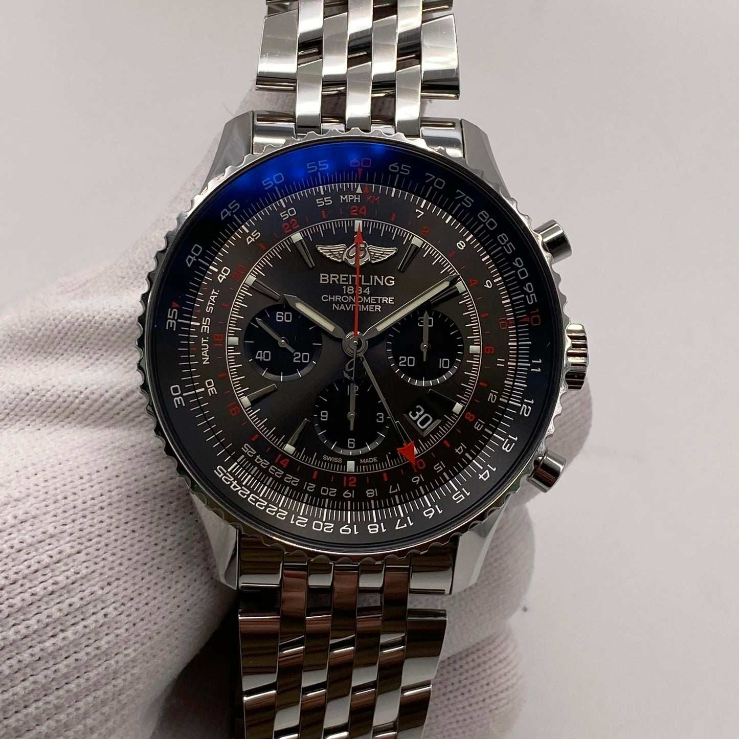 2nd image of Breitling Breitling Navitimer Wristwatch, PreOwned condition