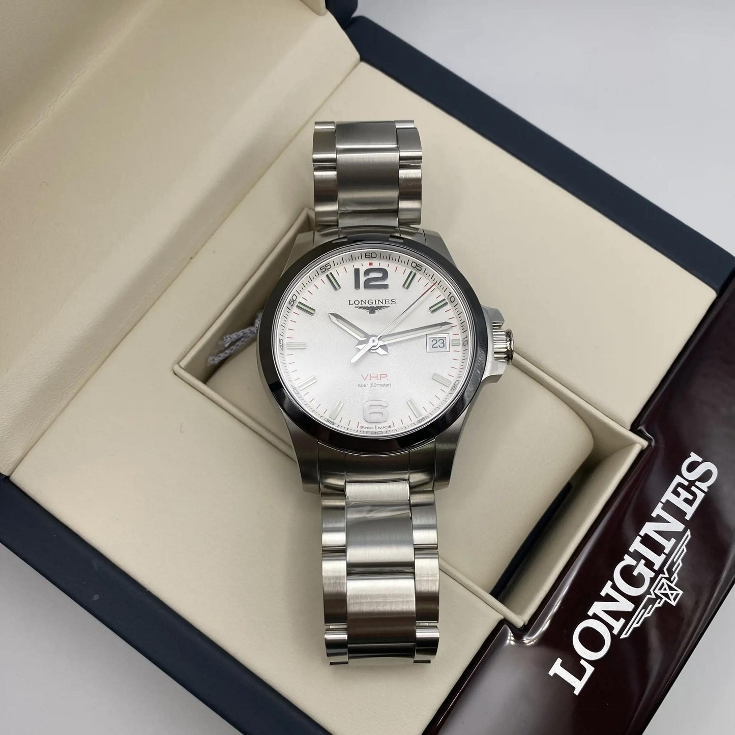 2nd image of Longines Longines Conquest V.H.P. Wristwatch, New condition