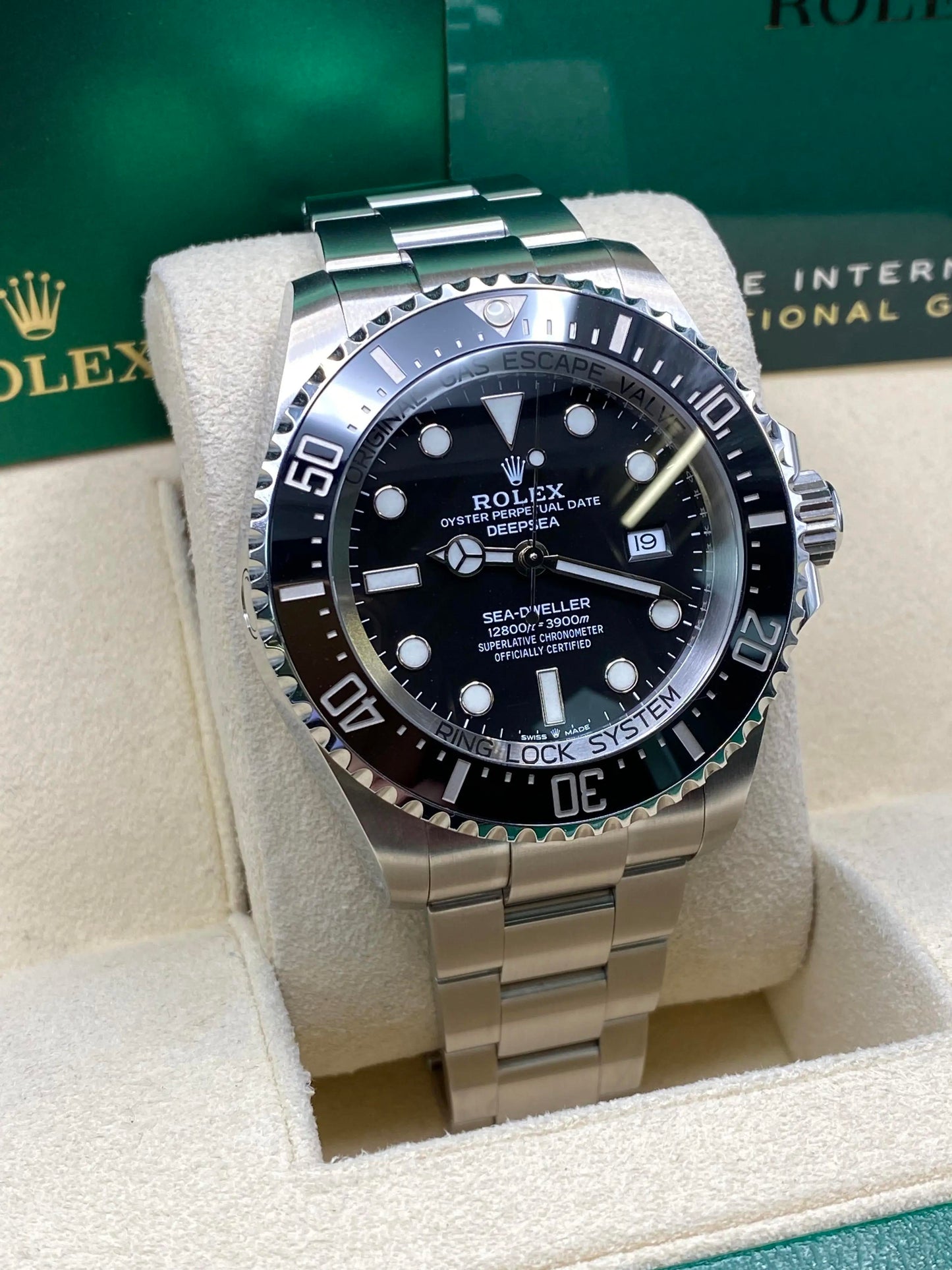 2nd image of Rolex Rolex Sea-Dweller 126660 Wristwatch, PreOwned condition