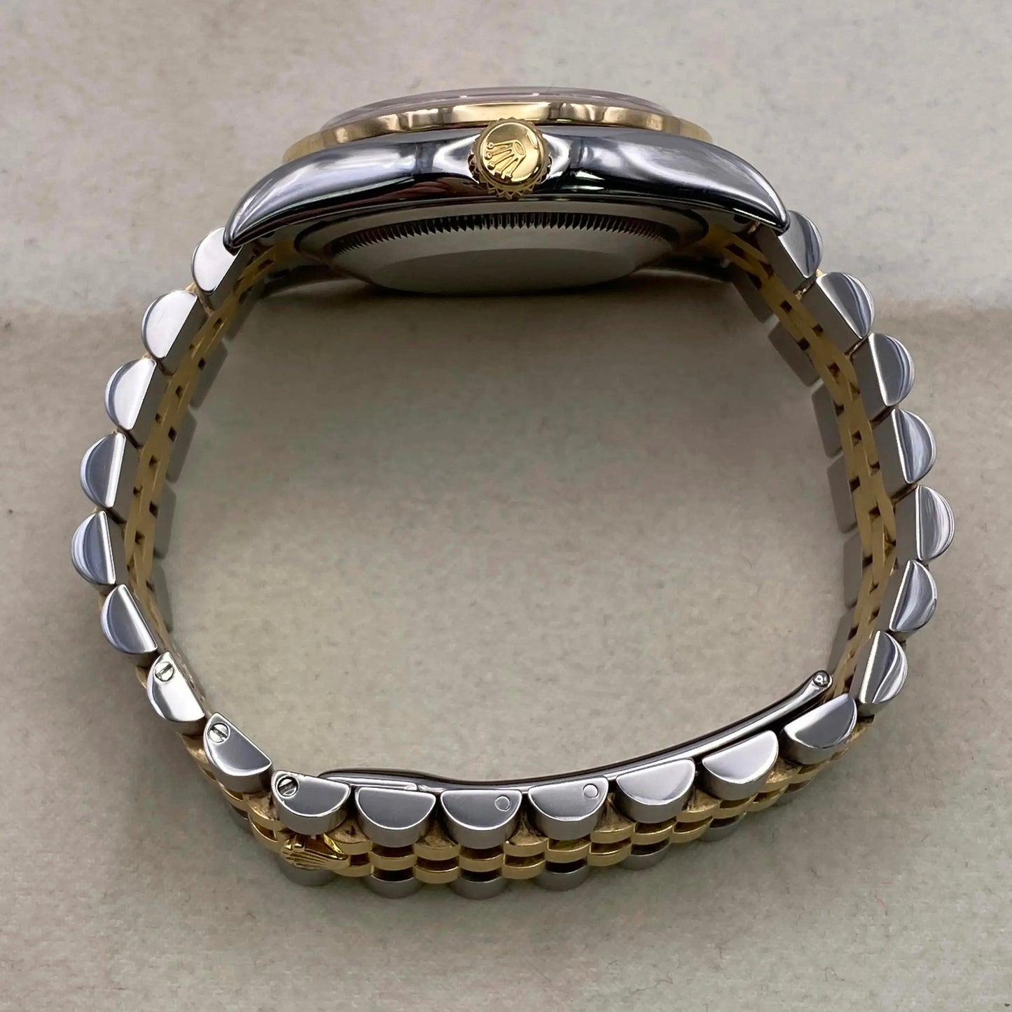 2nd image of Rolex Rolex Datejust 116233 Wristwatch, PreOwned condition