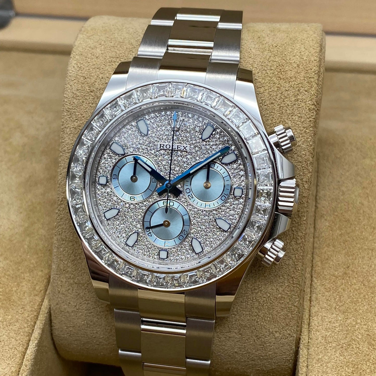2nd image of Rolex Rolex Daytona Wristwatch, PreOwned condition