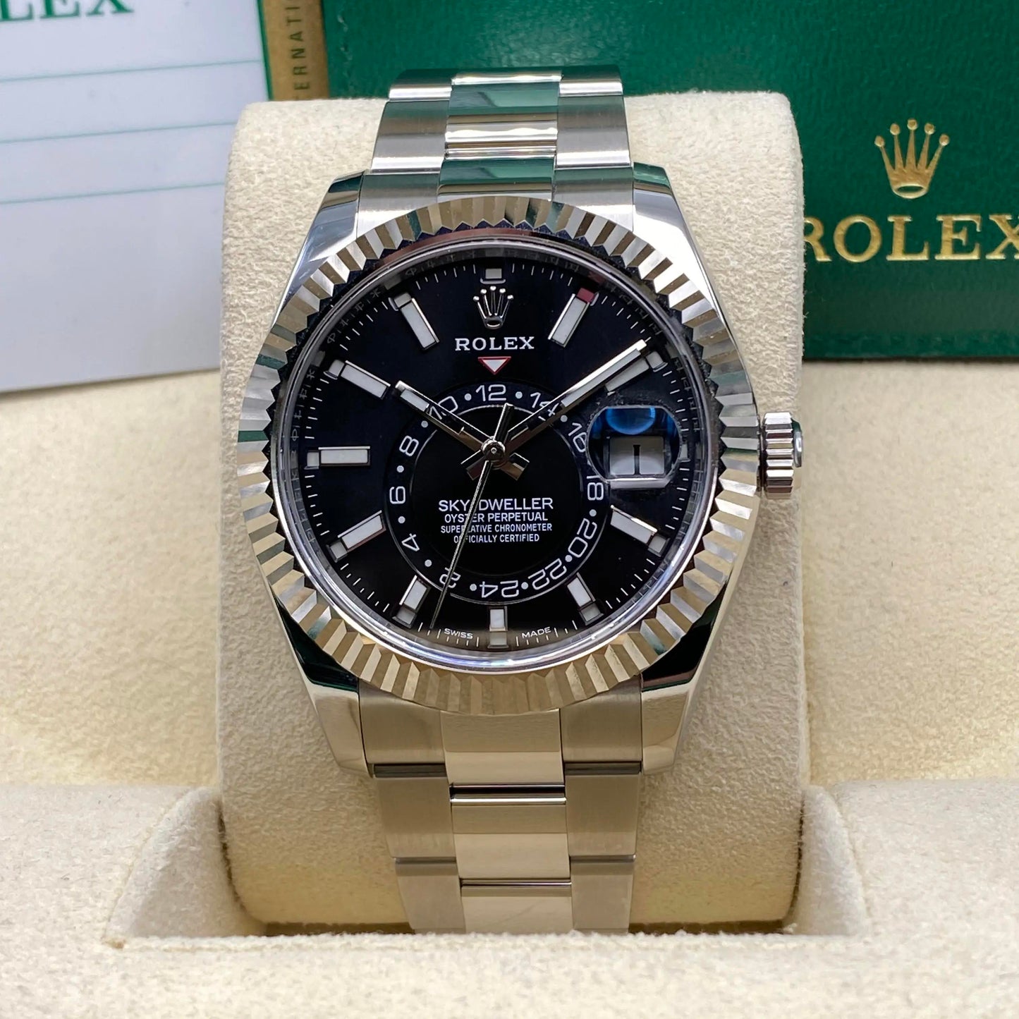 2nd image of Rolex Rolex Sky-Dweller 326934 Wristwatch, PreOwned condition