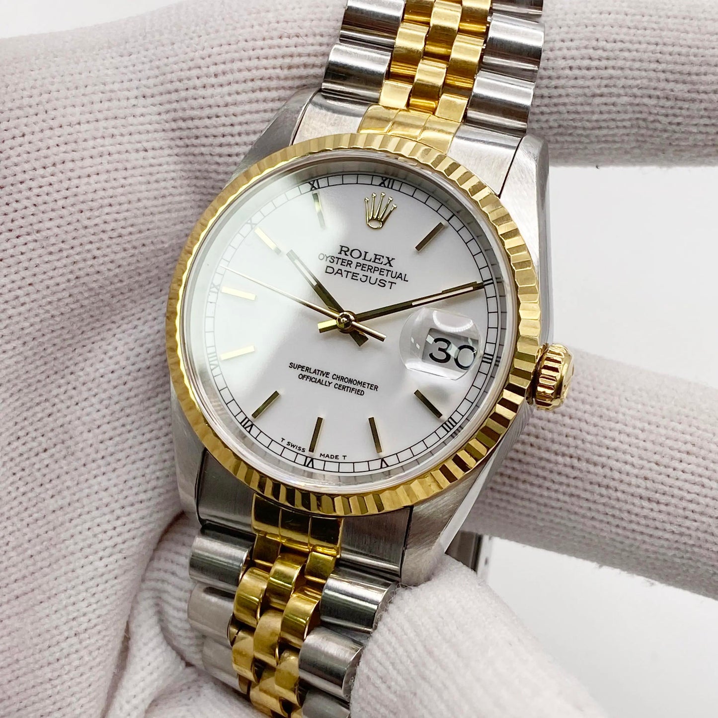 3rd image of Rolex Rolex Datejust 16233 Wristwatch, PreOwned condition