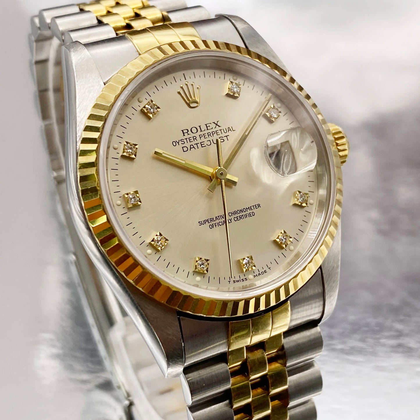 3rd image of Rolex Rolex Datejust 16233 Wristwatch, PreOwned condition