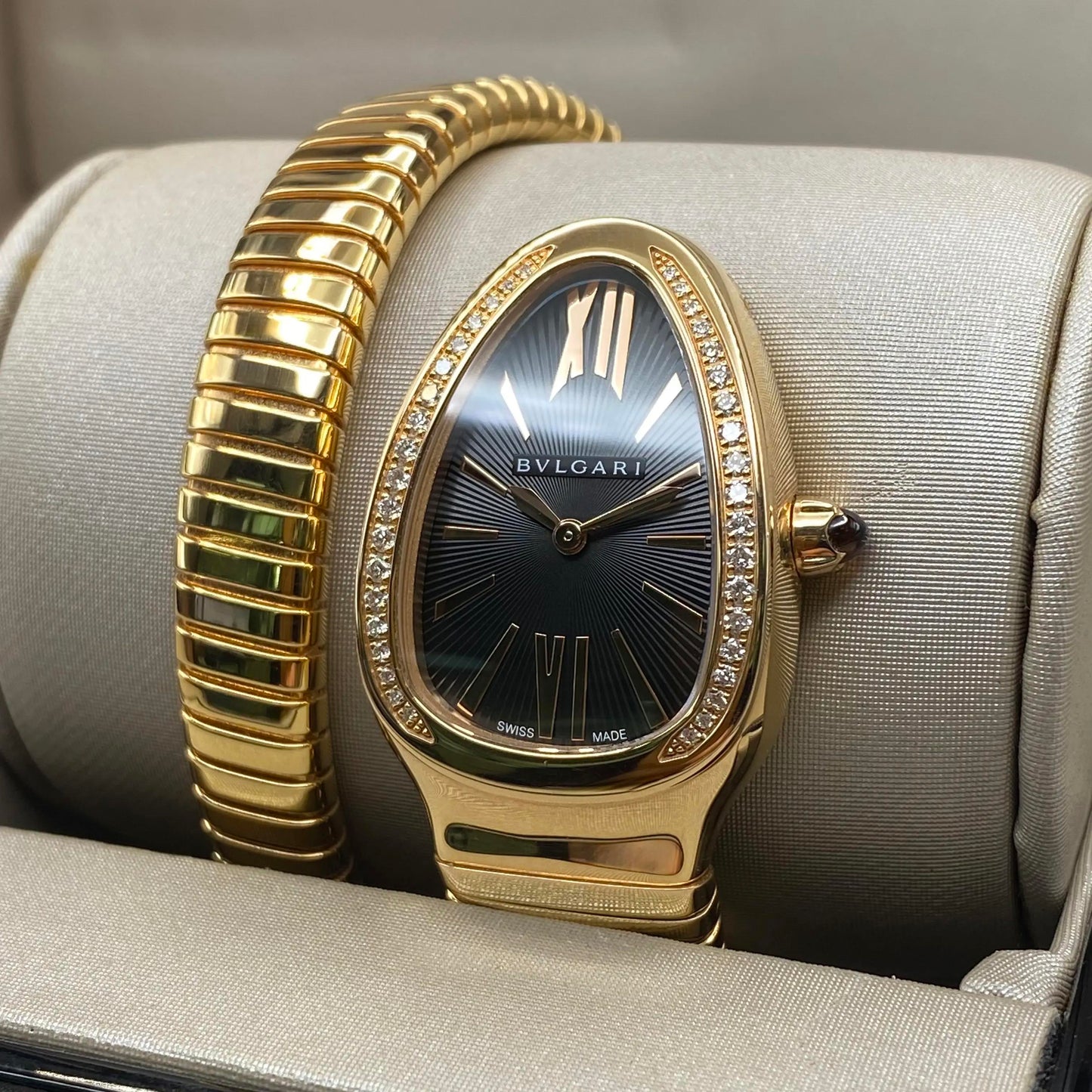 3rd image of Bvlgari Bvlgari Serpenti Tubogas Wristwatch, PreOwned condition