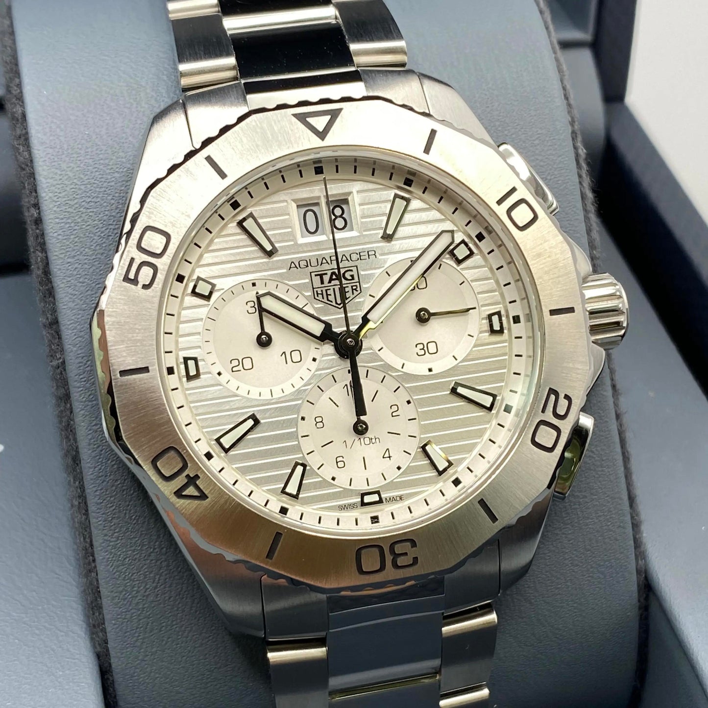 3rd image of TAG Heuer Tag Heuer Aquaracer Wristwatch, Unworn condition
