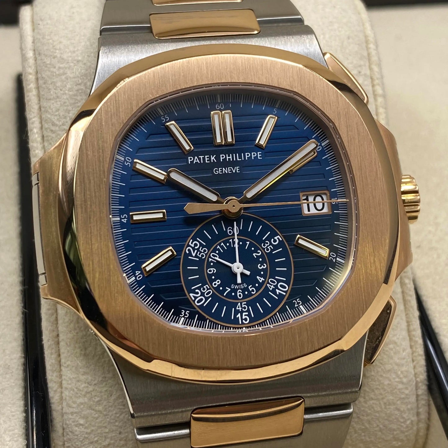 3rd image of Patek Philippe Patek Philippe Nautilus Wristwatch, PreOwned condition