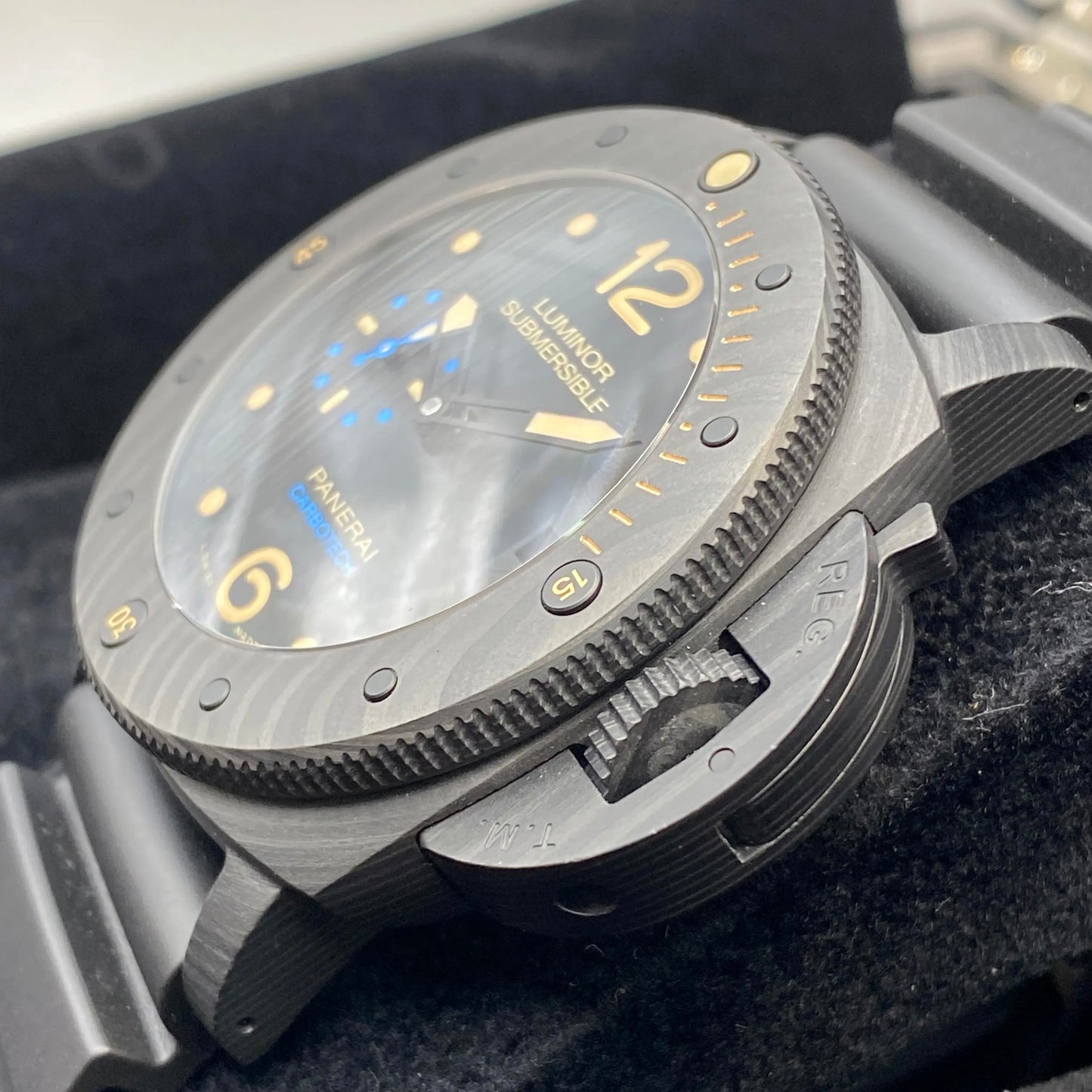 3rd image of Panerai Panerai Luminor Submersible Wristwatch, PreOwned condition