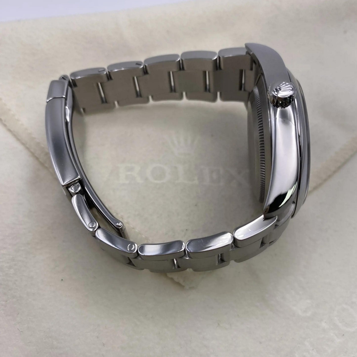 3rd image of Rolex Rolex Oyster Perpetual 114300 Wristwatch, PreOwned condition