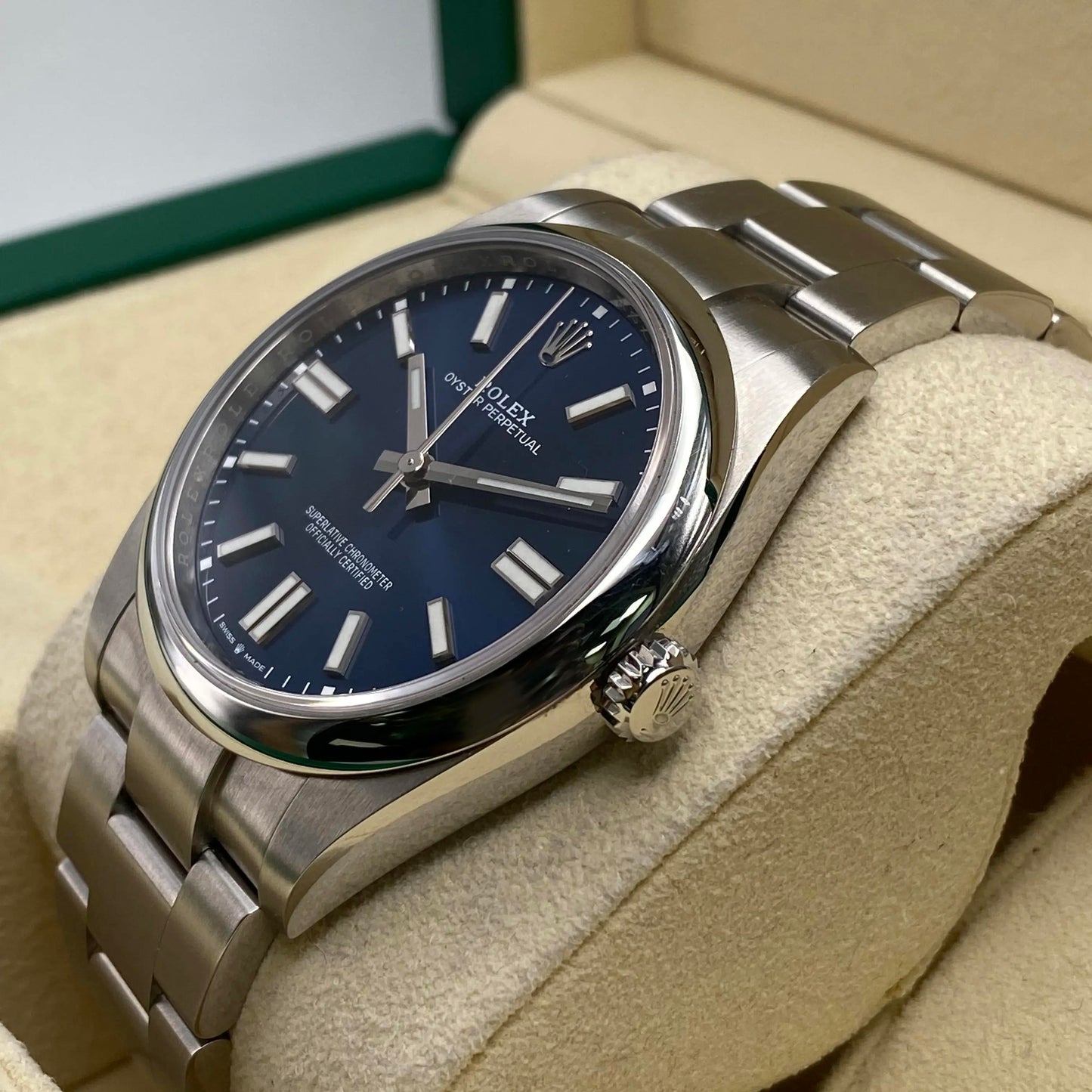 3rd image of Rolex Rolex Oyster Perpetual 124300 Wristwatch, PreOwned condition
