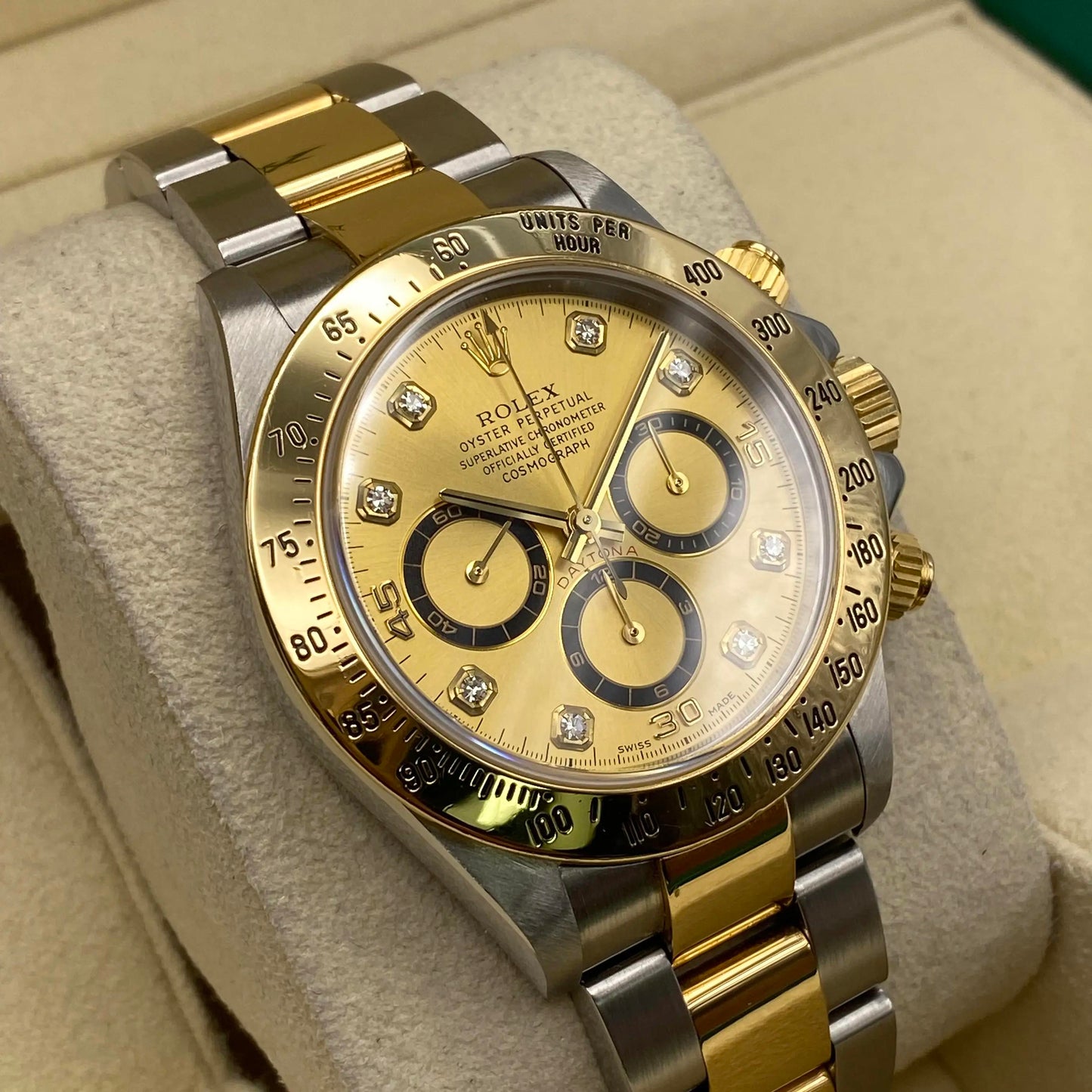 3rd image of Rolex Rolex Daytona 16523 Wristwatch, PreOwned condition