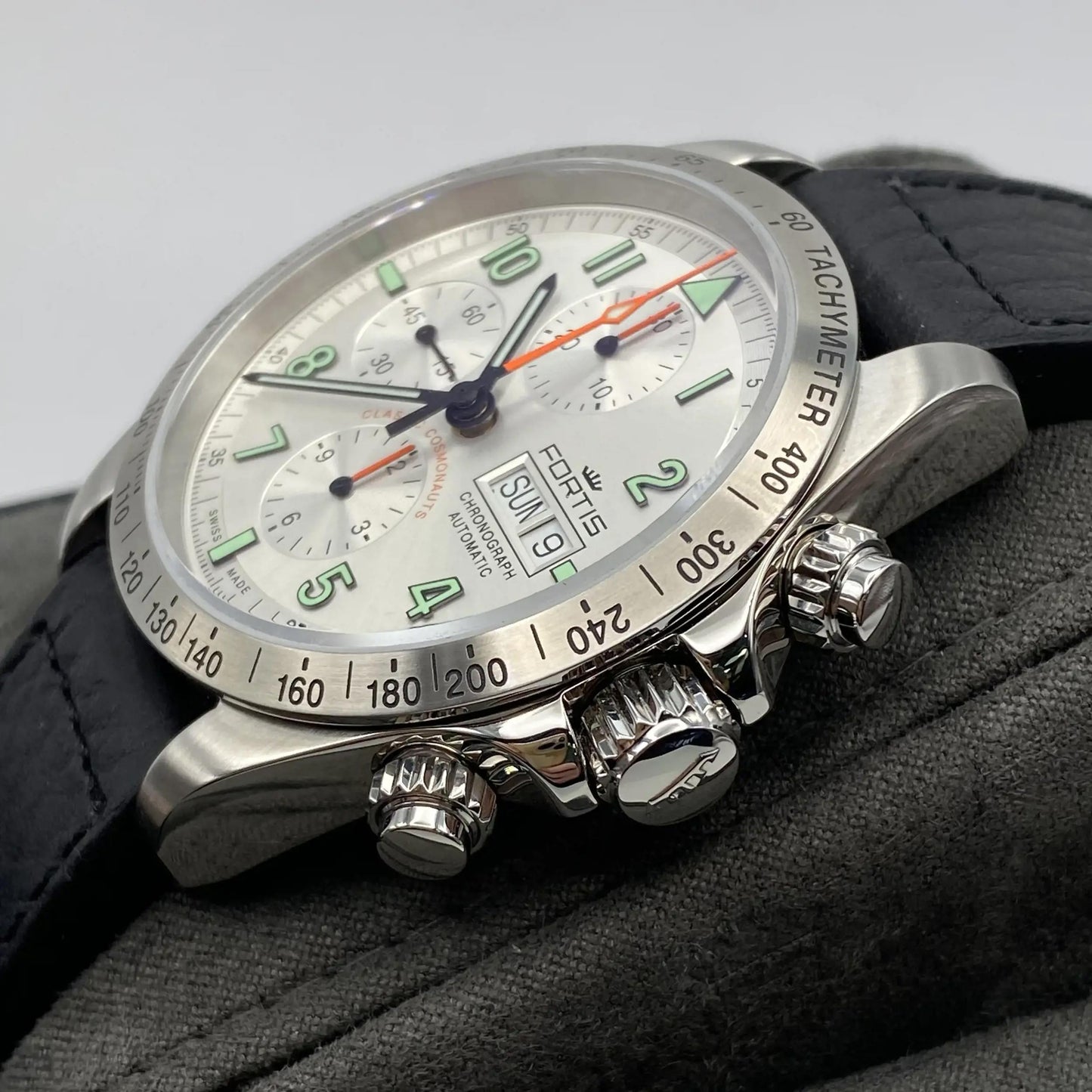 3rd image of FORTIS Fortis Classic Cosmonauts Wristwatch, Unworn condition