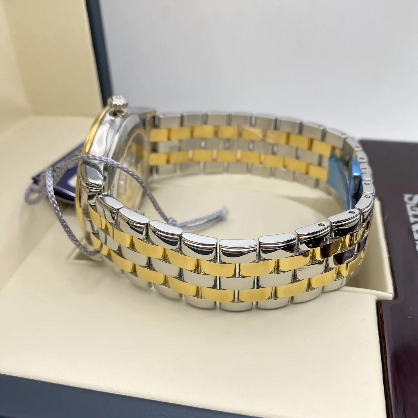 3rd image of Longines Longines Flagship Wristwatch, New condition