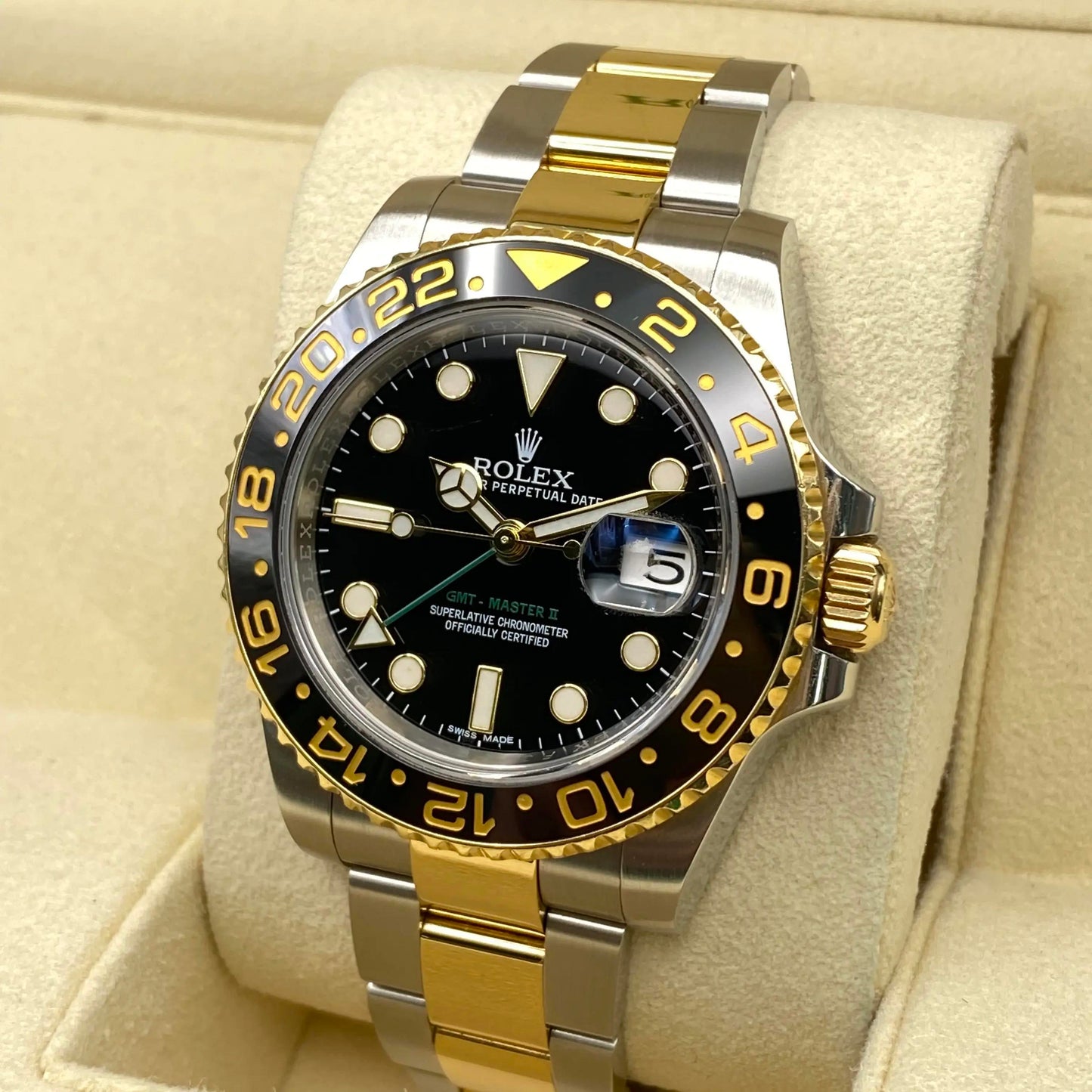 3rd image of Rolex Rolex GMT-Master II 116713LN Wristwatch, PreOwned condition