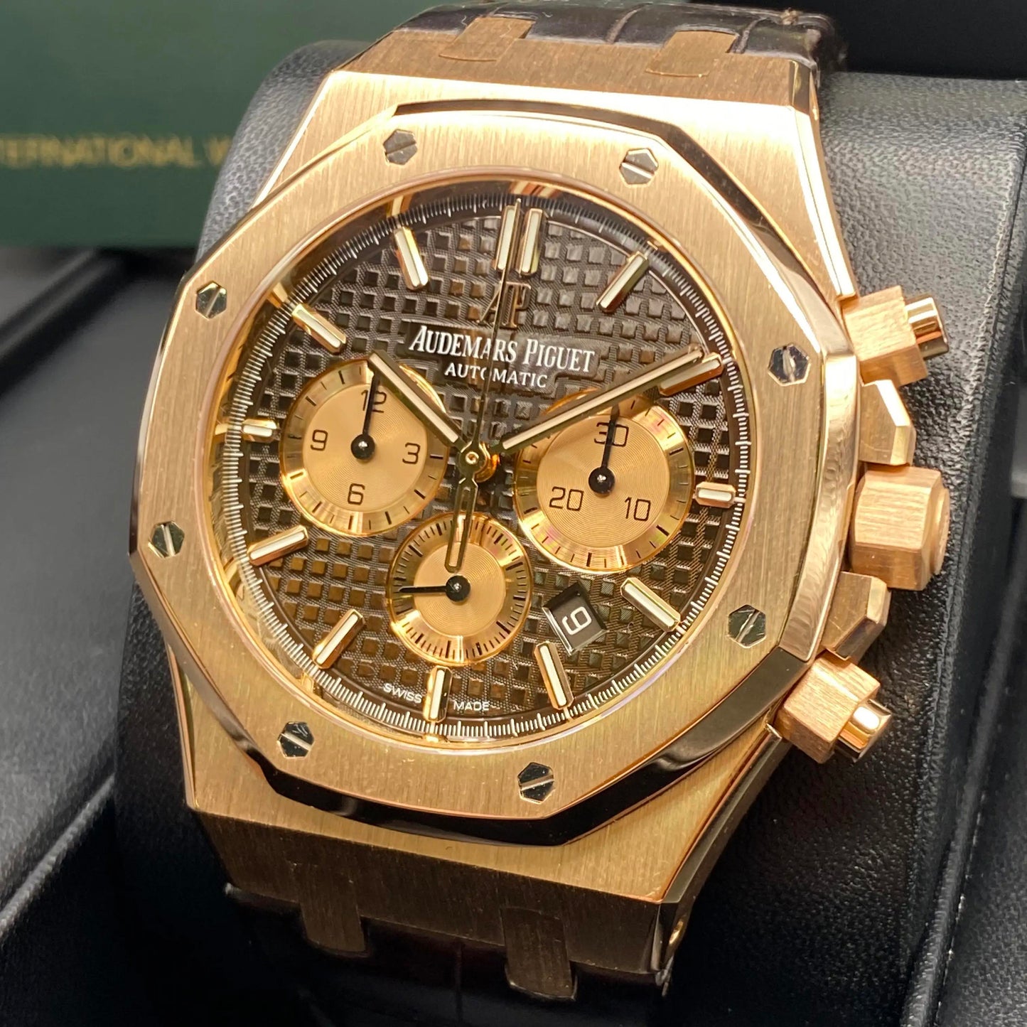 3rd image of Audemars Piguet Audemars Piguet Royal Oak Wristwatch, PreOwned condition