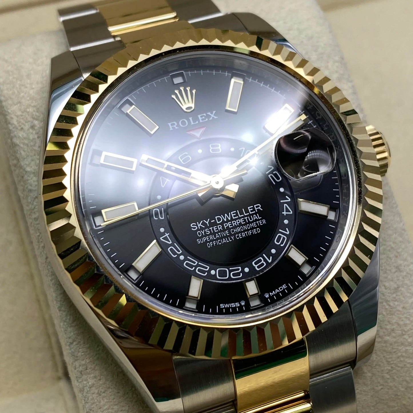 3rd image of Rolex Rolex Sky-Dweller 336933 Wristwatch, Unworn condition