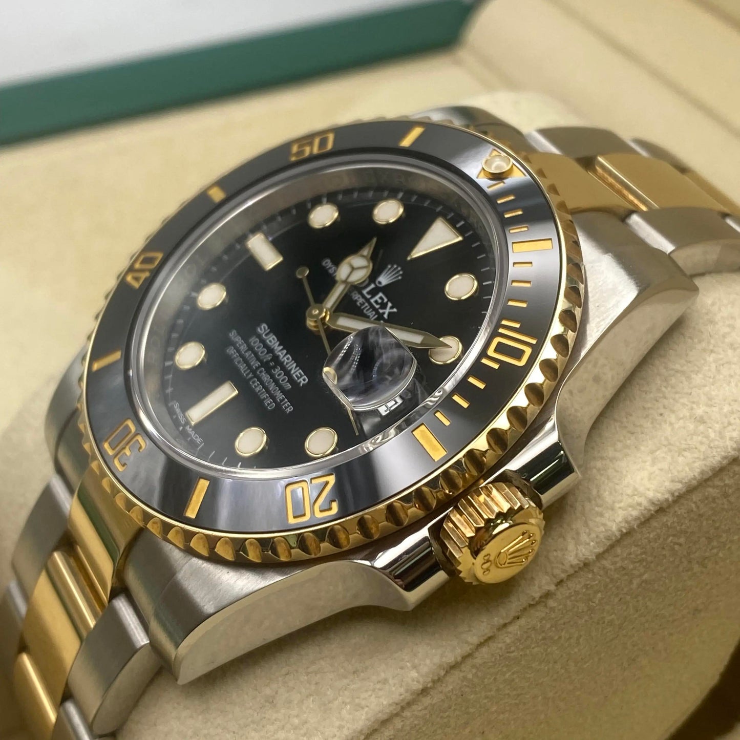 3rd image of Rolex Rolex Submariner 116613LN Wristwatch, PreOwned condition
