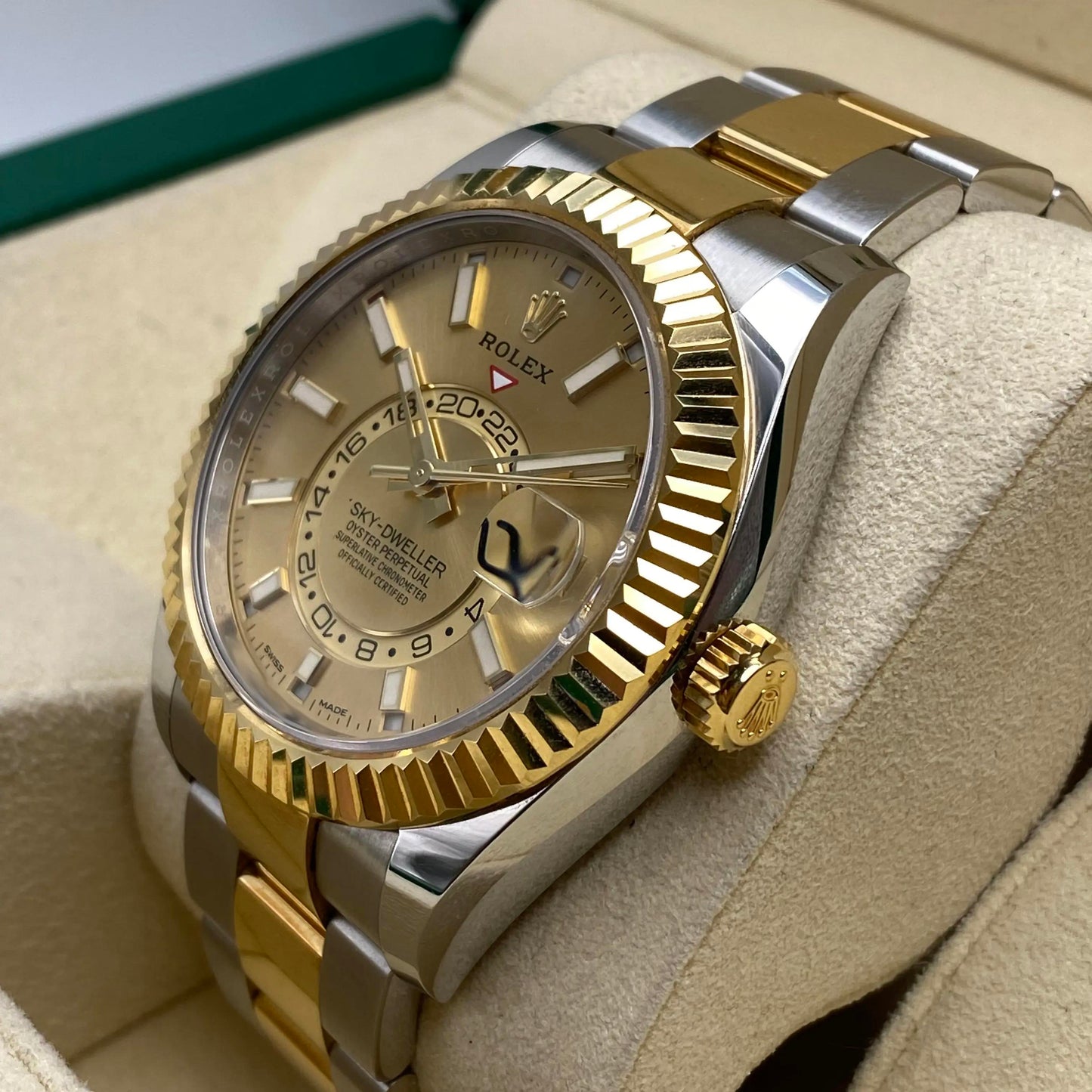 3rd image of Rolex Rolex Sky-Dweller 326933 Wristwatch, PreOwned condition