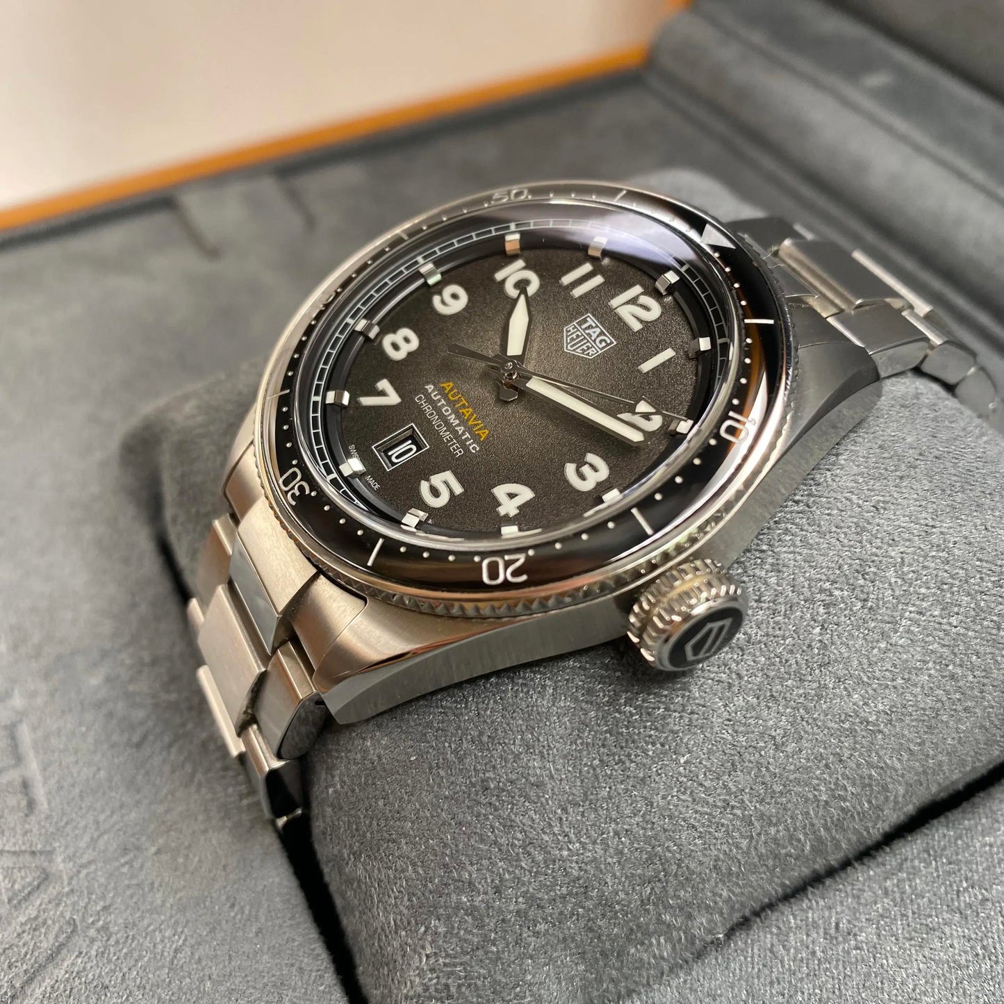 3rd image of TAG Heuer TAG Heuer Autavia Wristwatch, PreOwned condition