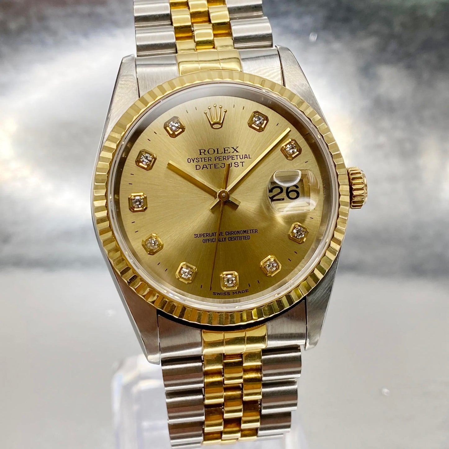 4th image of Rolex Rolex Datejust 16233 Wristwatch, PreOwned condition