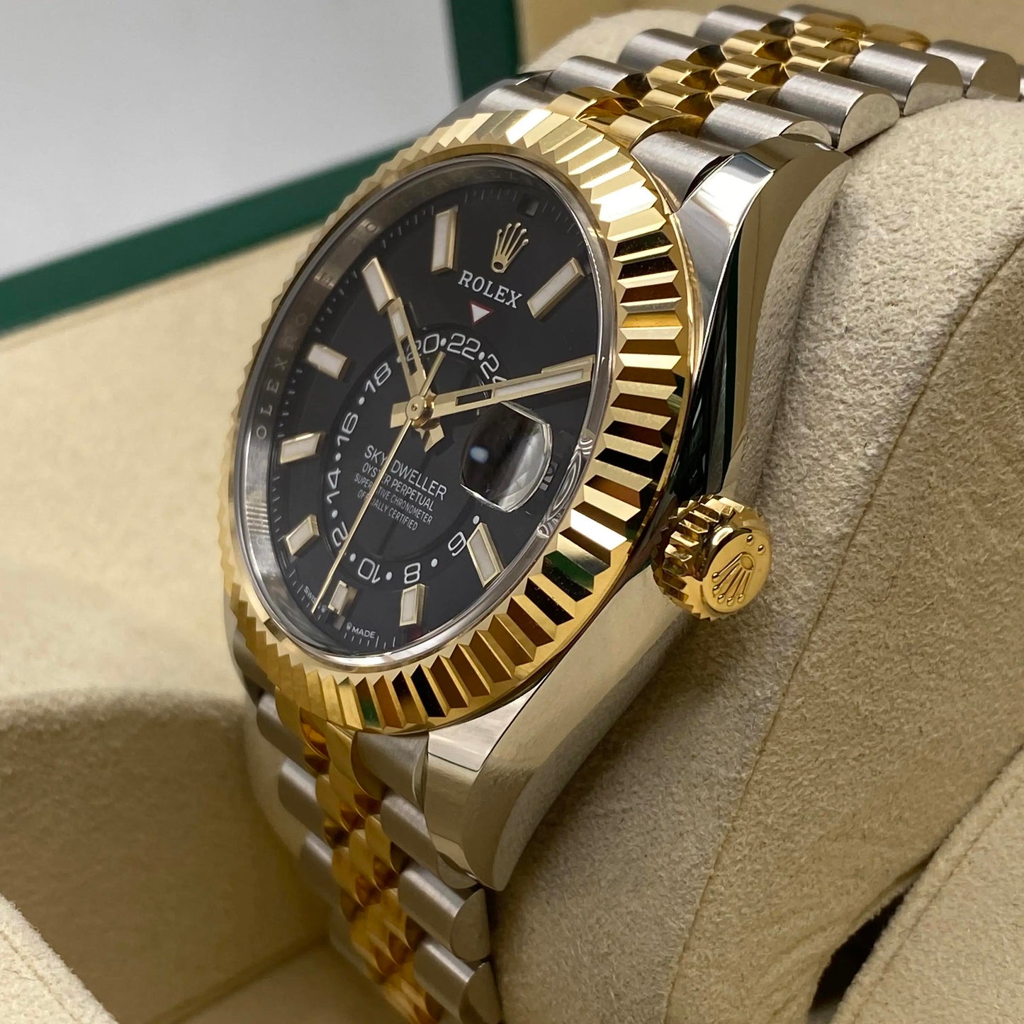 4th image of Rolex Rolex Sky-Dweller 326933 Wristwatch, Unworn condition
