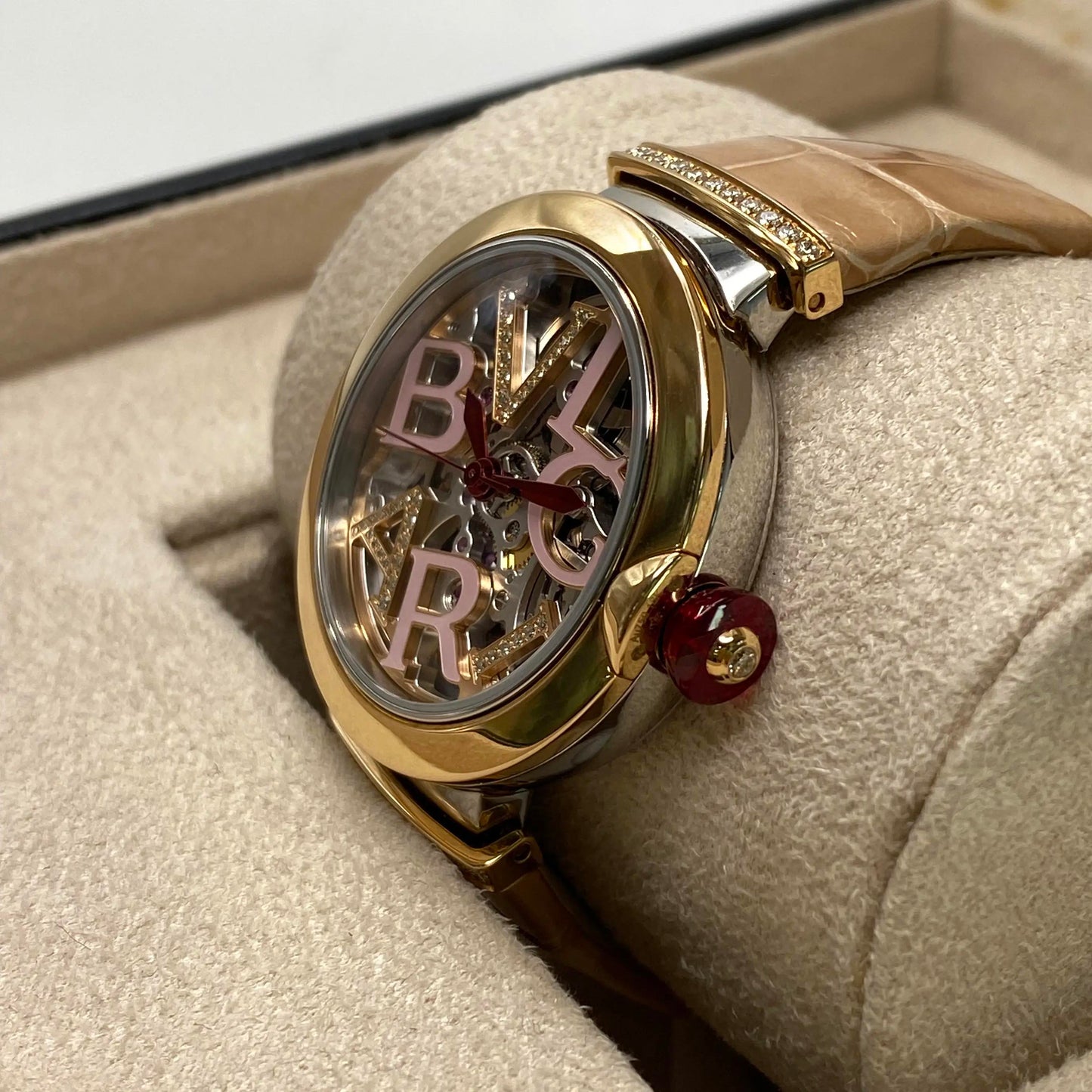 4th image of Bvlgari Bvlgari Lvcea Wristwatch, PreOwned condition