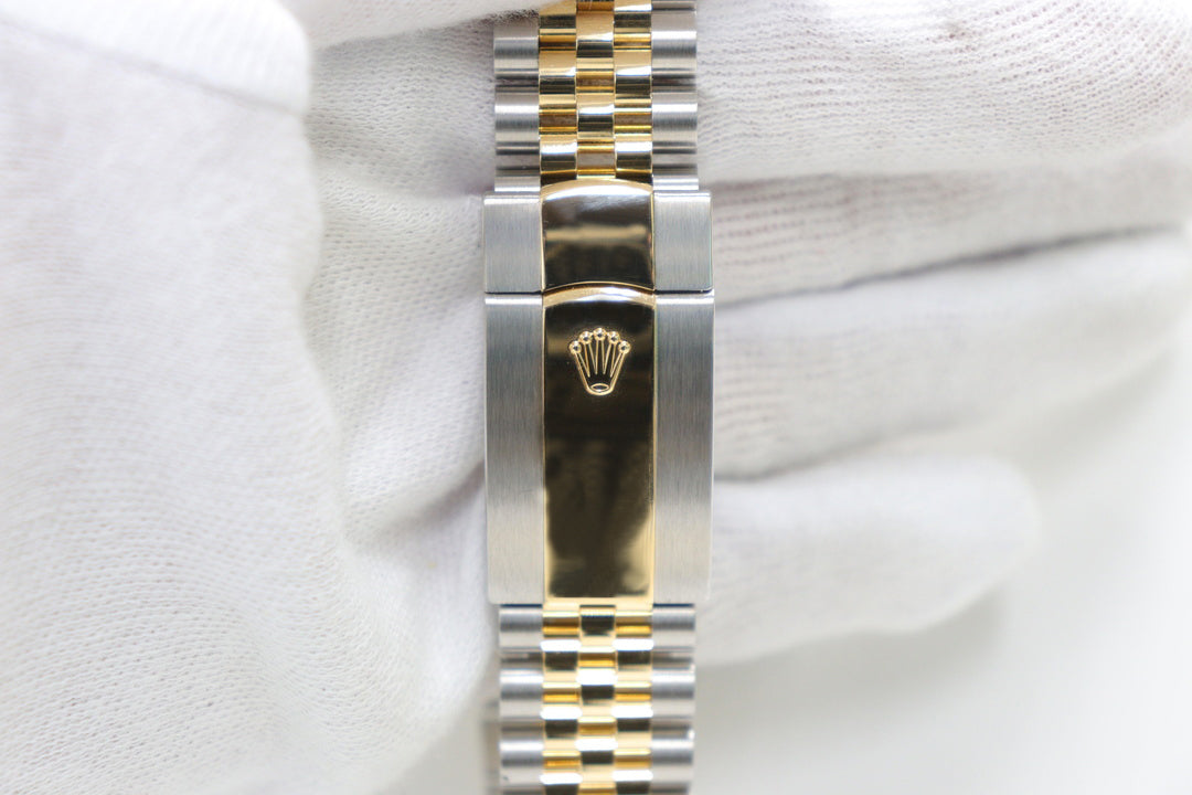 4th image of Rolex 326933 Wristwatch, Unworn condition