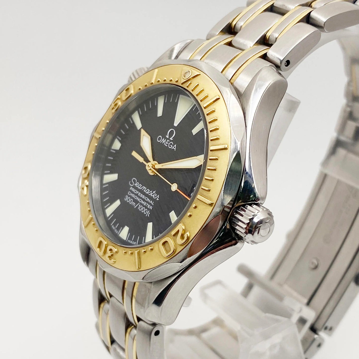 4th image of OMEGA Omega Seamaster Wristwatch, PreOwned condition