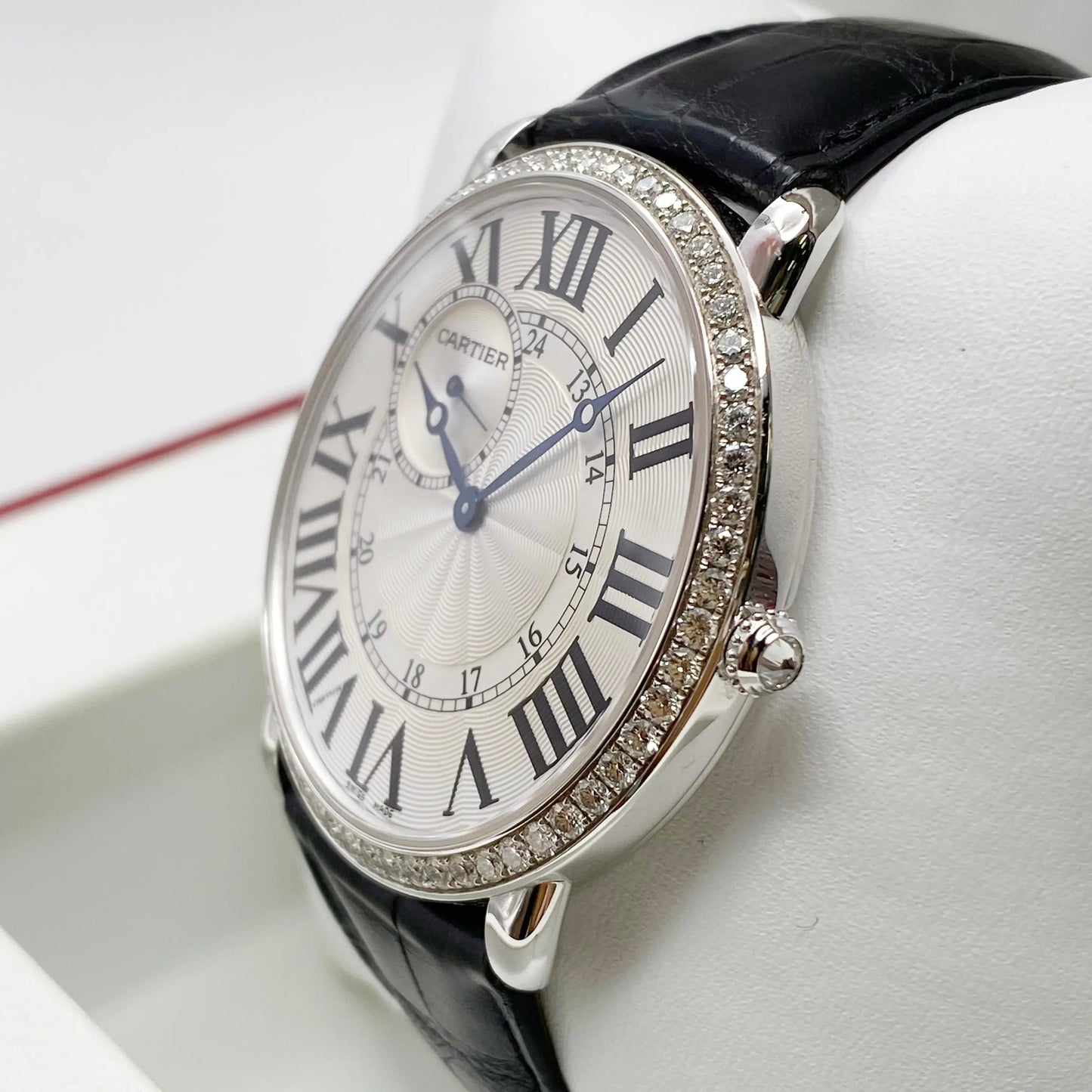 4th image of Cartier Cartier Ronde Louis Wristwatch, PreOwned condition