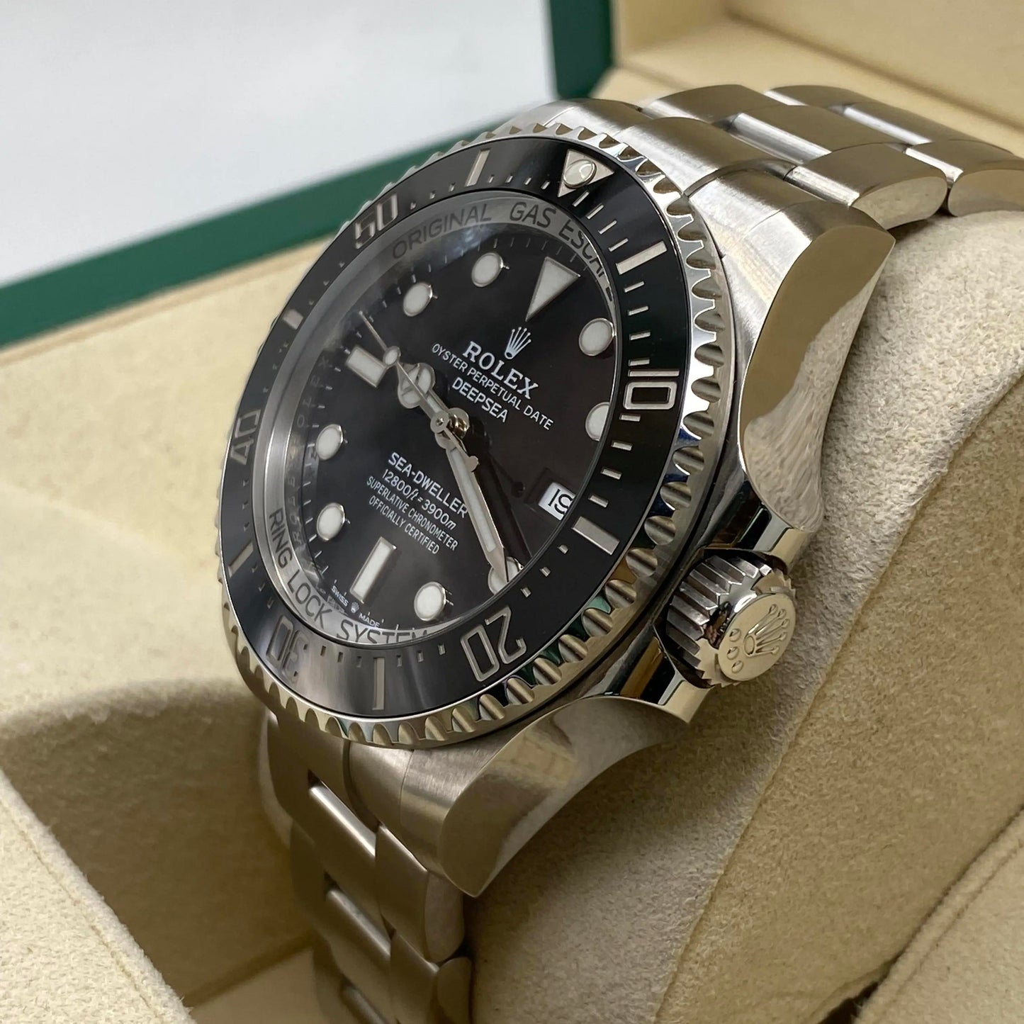 4th image of Rolex Rolex Sea-Dweller 126660 Wristwatch, PreOwned condition