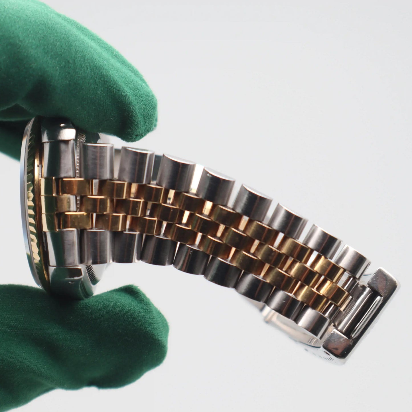 4th image of Rolex Rolex datejust 16233 Wristwatch, PreOwned condition