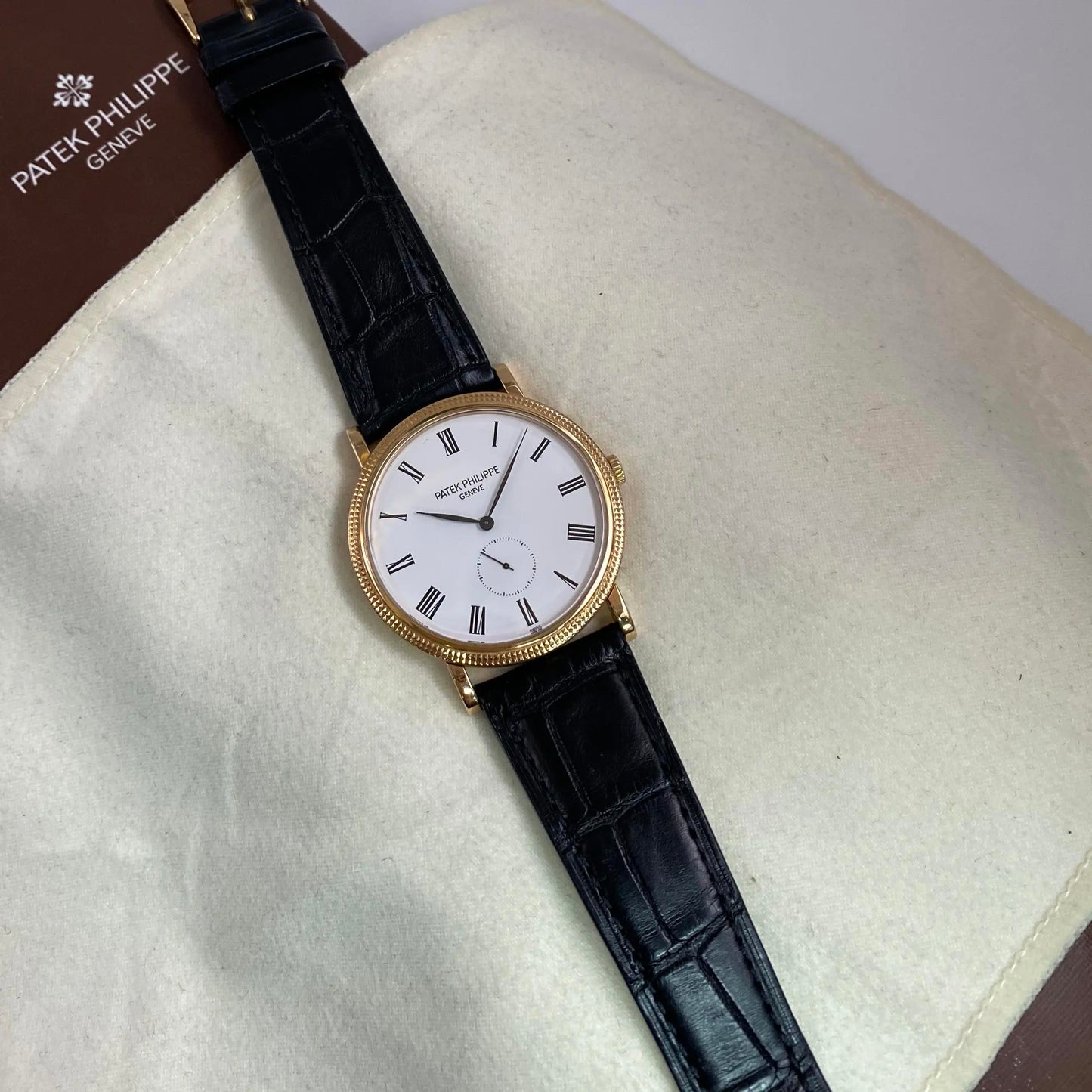 4th image of Patek Philippe Patek Philippe Calatrava Wristwatch, PreOwned condition