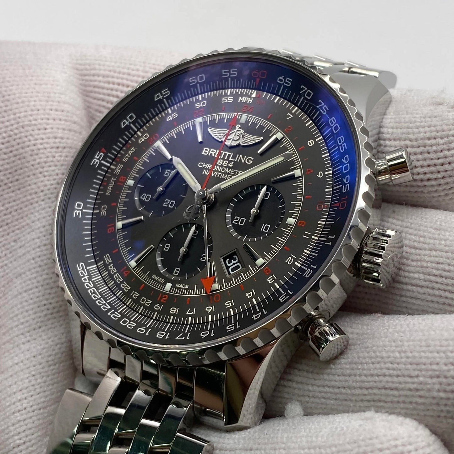 4th image of Breitling Breitling Navitimer Wristwatch, PreOwned condition
