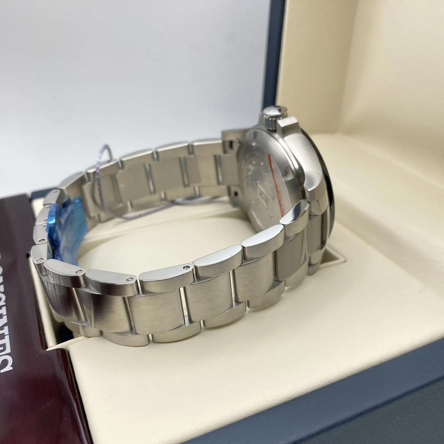 4th image of Longines Longines Conquest V.H.P. Wristwatch, New condition