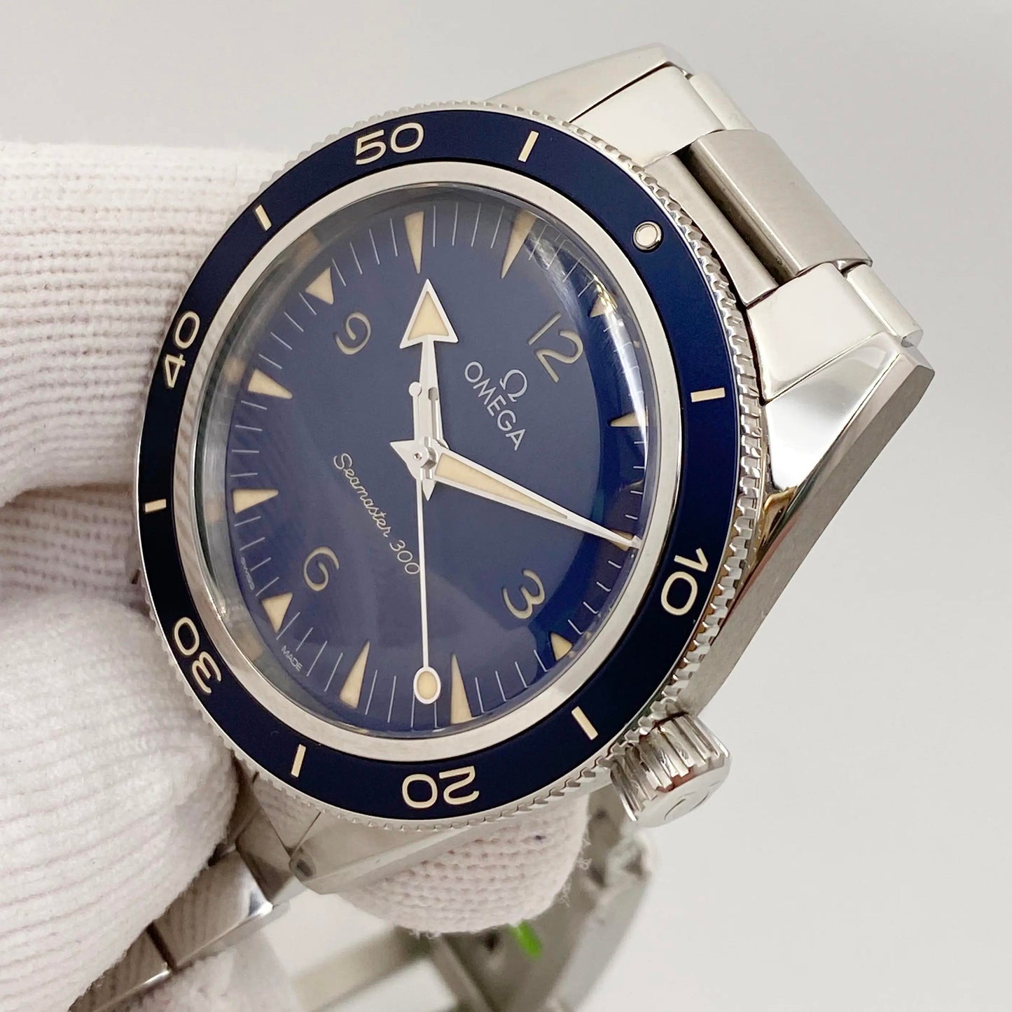 4th image of OMEGA Omega Seamaster 300 Wristwatch, Unworn condition