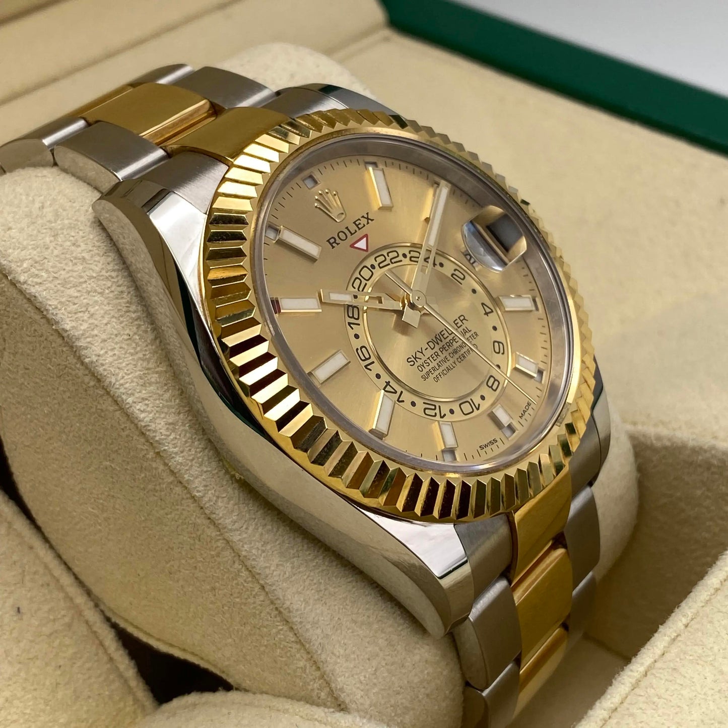 4th image of Rolex Rolex Sky-Dweller 326933 Wristwatch, PreOwned condition