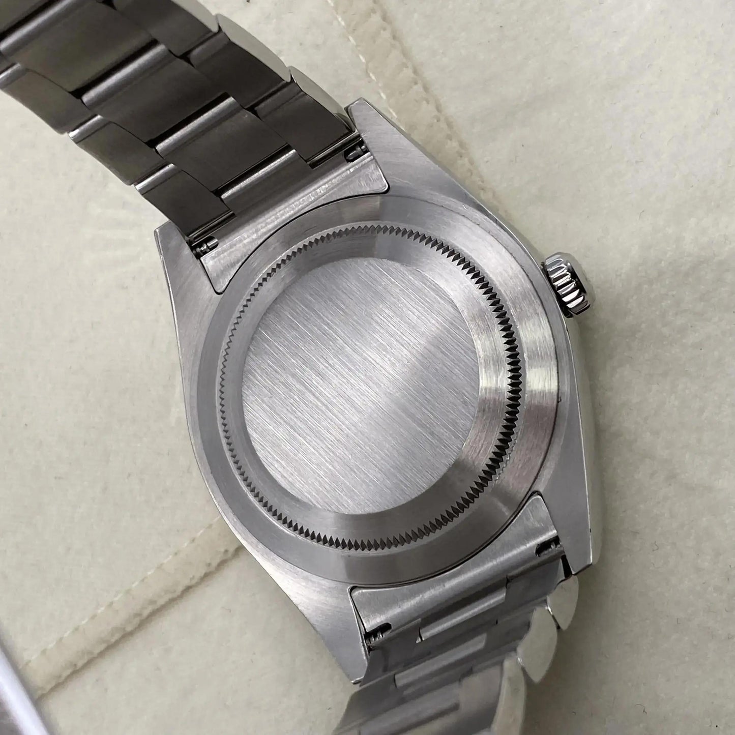 5th image of Rolex Rolex Oyster Perpetual 114300 Wristwatch, PreOwned condition
