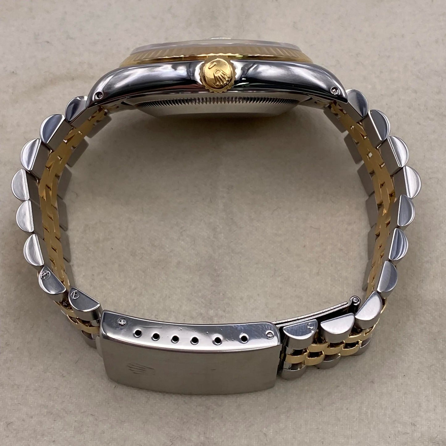 5th image of Rolex Rolex Datejust 16233 Wristwatch, PreOwned condition