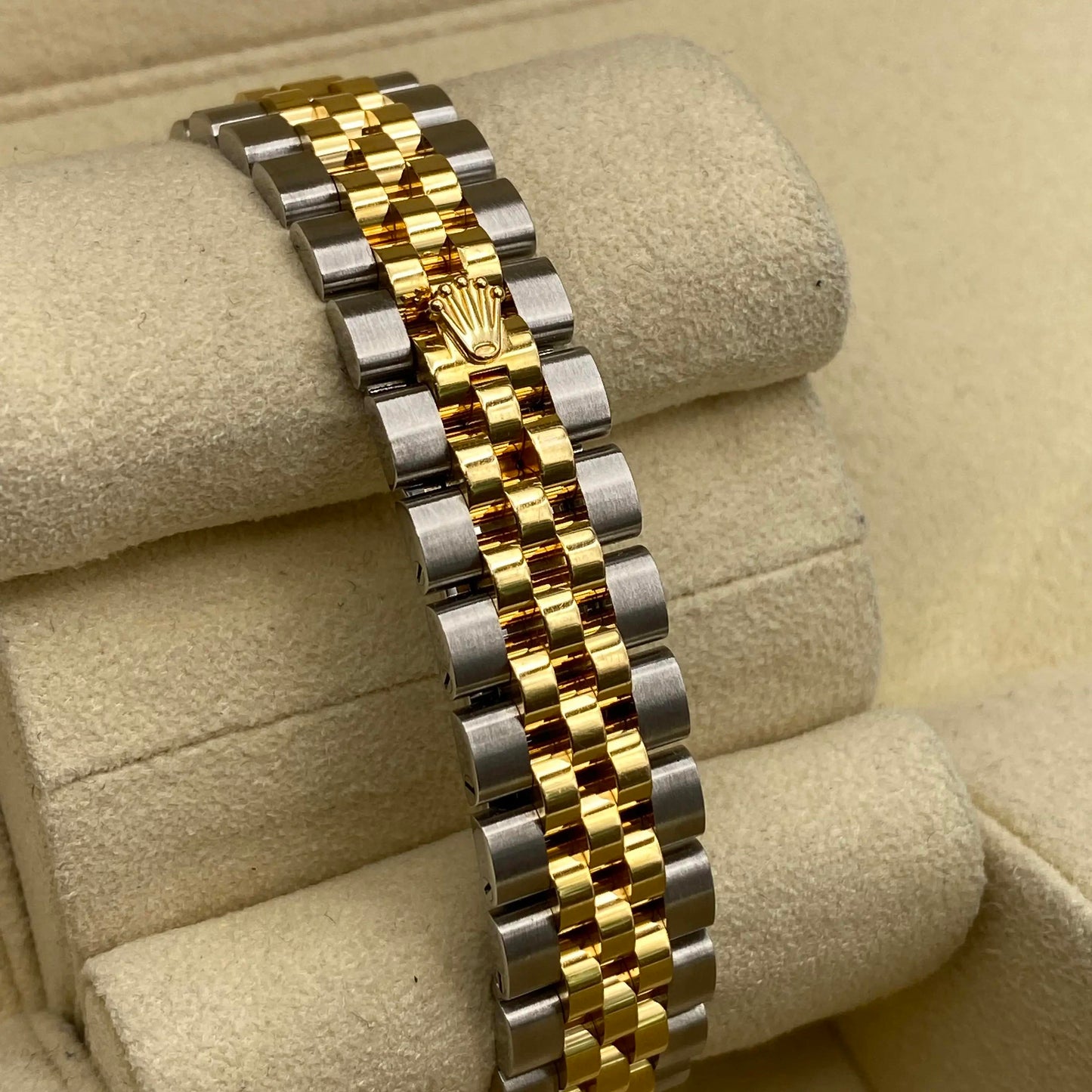 5th image of Rolex Rolex Datejust 279173 Wristwatch, PreOwned condition