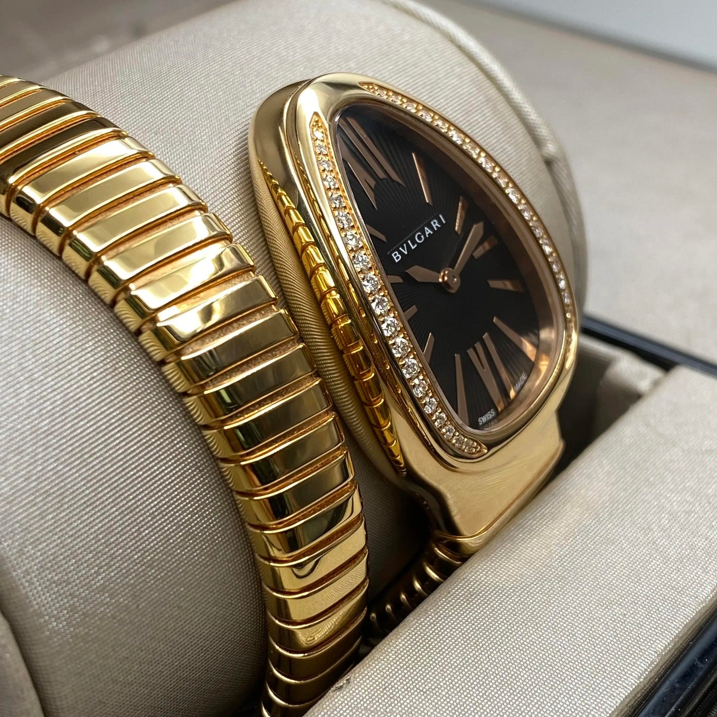 5th image of Bvlgari Bvlgari Serpenti Tubogas Wristwatch, PreOwned condition