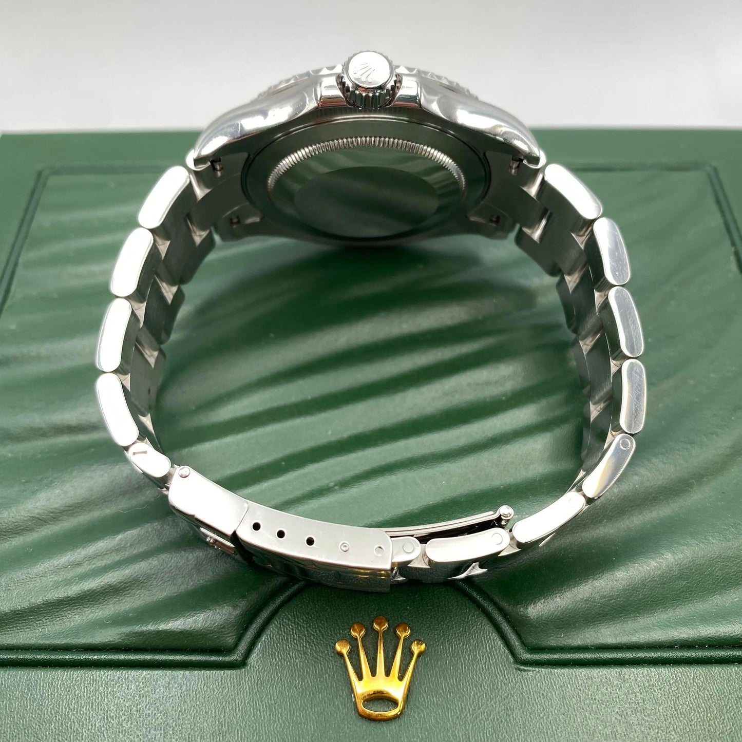 5th image of Rolex Rolex Oyster Perpetual 16622 Wristwatch, PreOwned condition